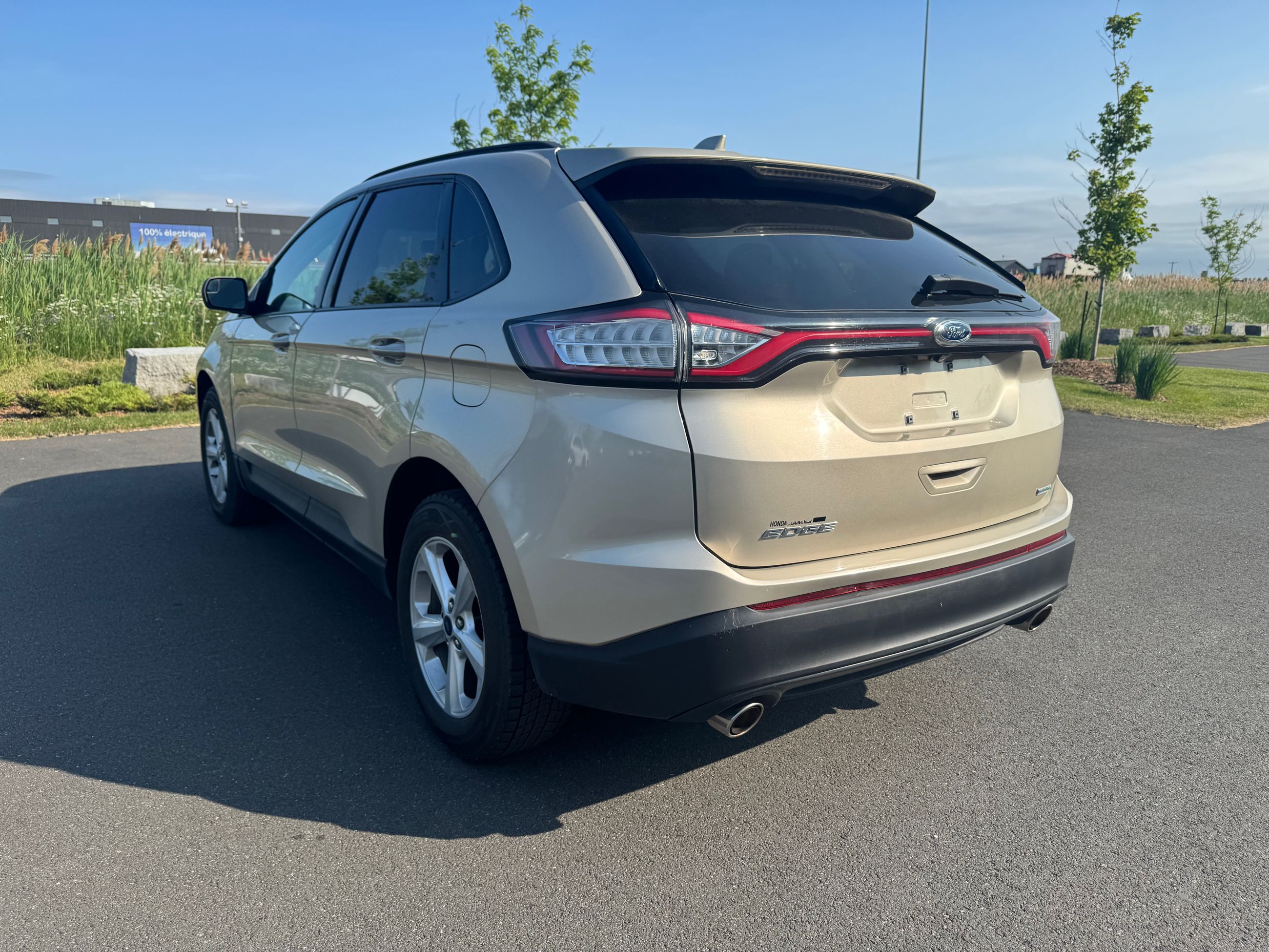 Ford Edge SE + BLUETOOTH + CAMERA + A/C + WOW!+++ 2017