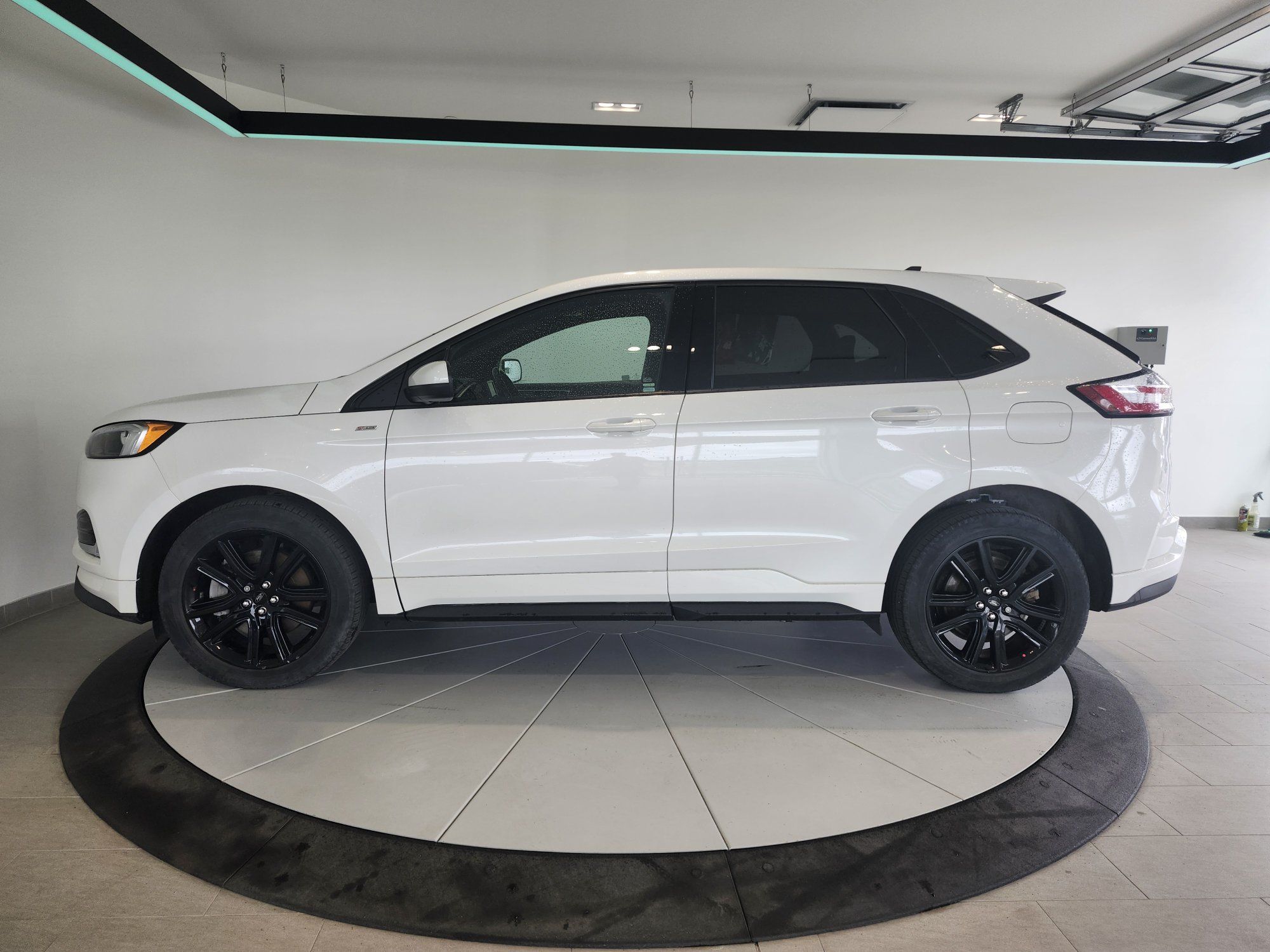 Ford Edge ST LINE + CUIR + TOIT PANO + MAGS  + TOW PACK +++ 2021
