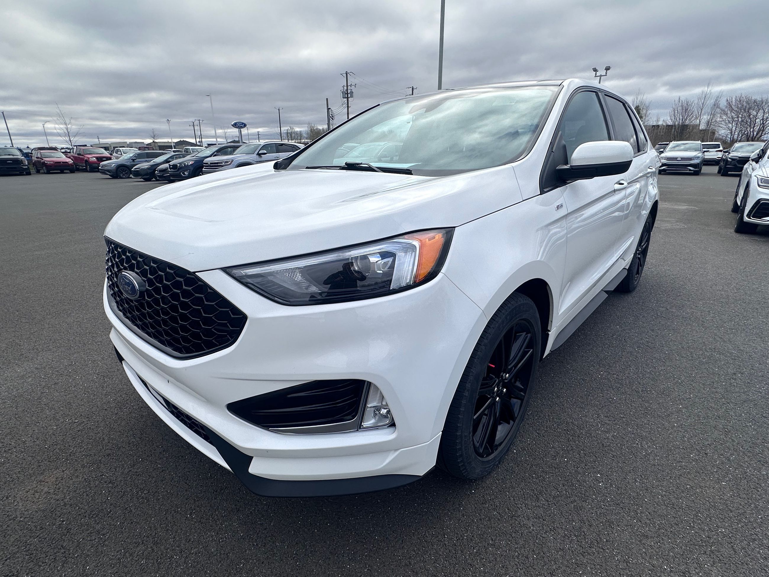 2021 Ford Edge ST LINE + CUIR + TOIT PANO + MAGS  + TOW PACK +++