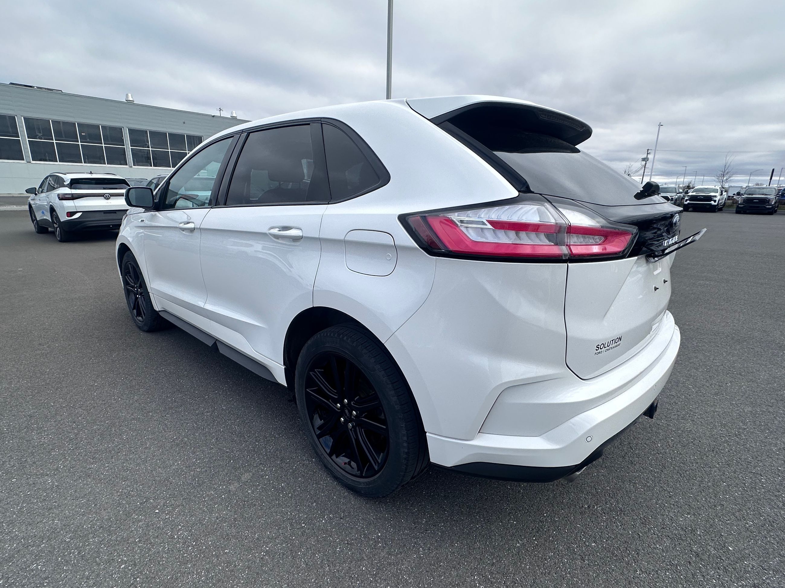 2021 Ford Edge ST LINE + CUIR + TOIT PANO + MAGS  + TOW PACK +++