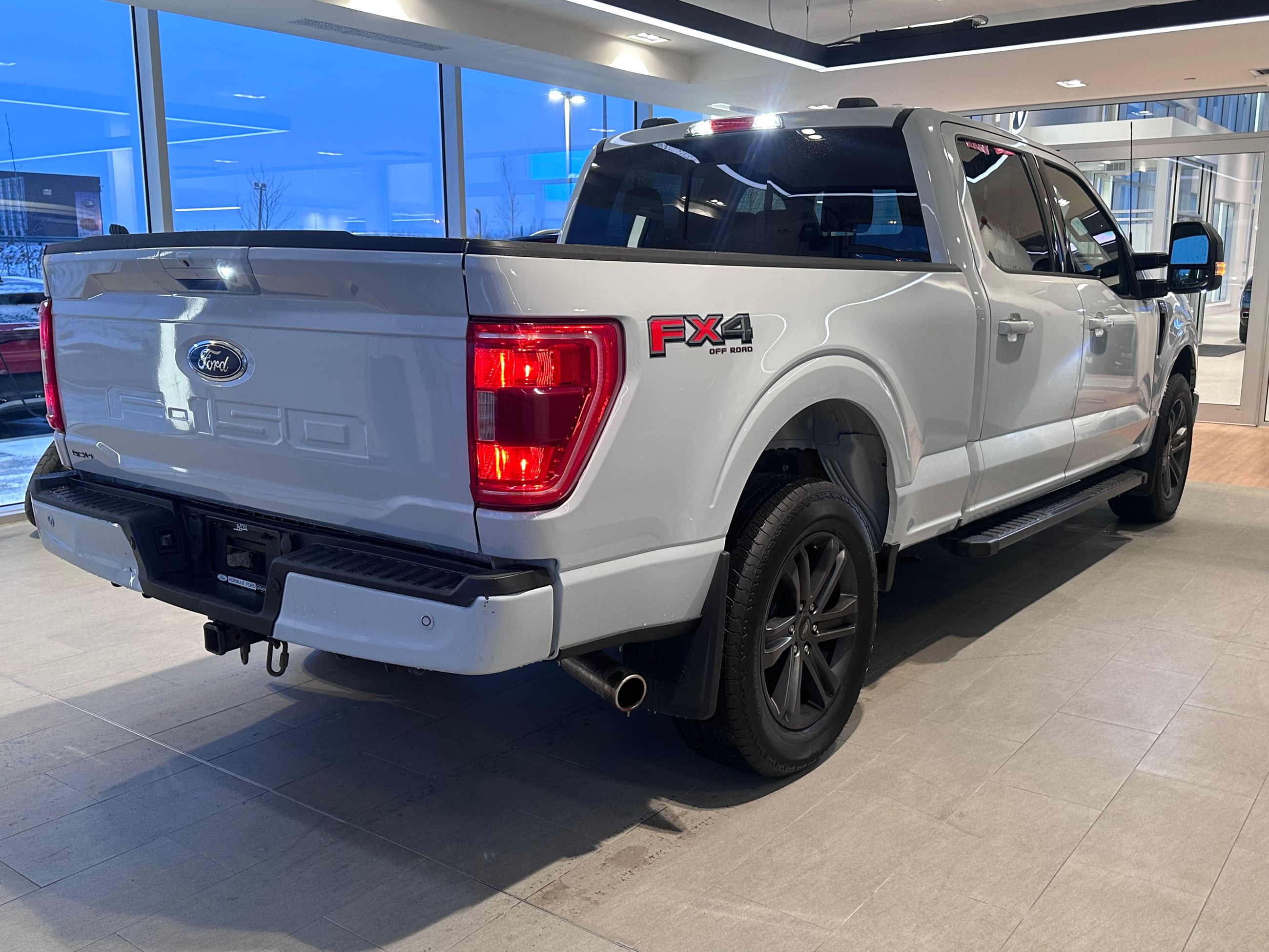 2022 Ford F-150 SPORT + FX4 + V8 + CREW + 3.73 + TOW PACK + WOW ++