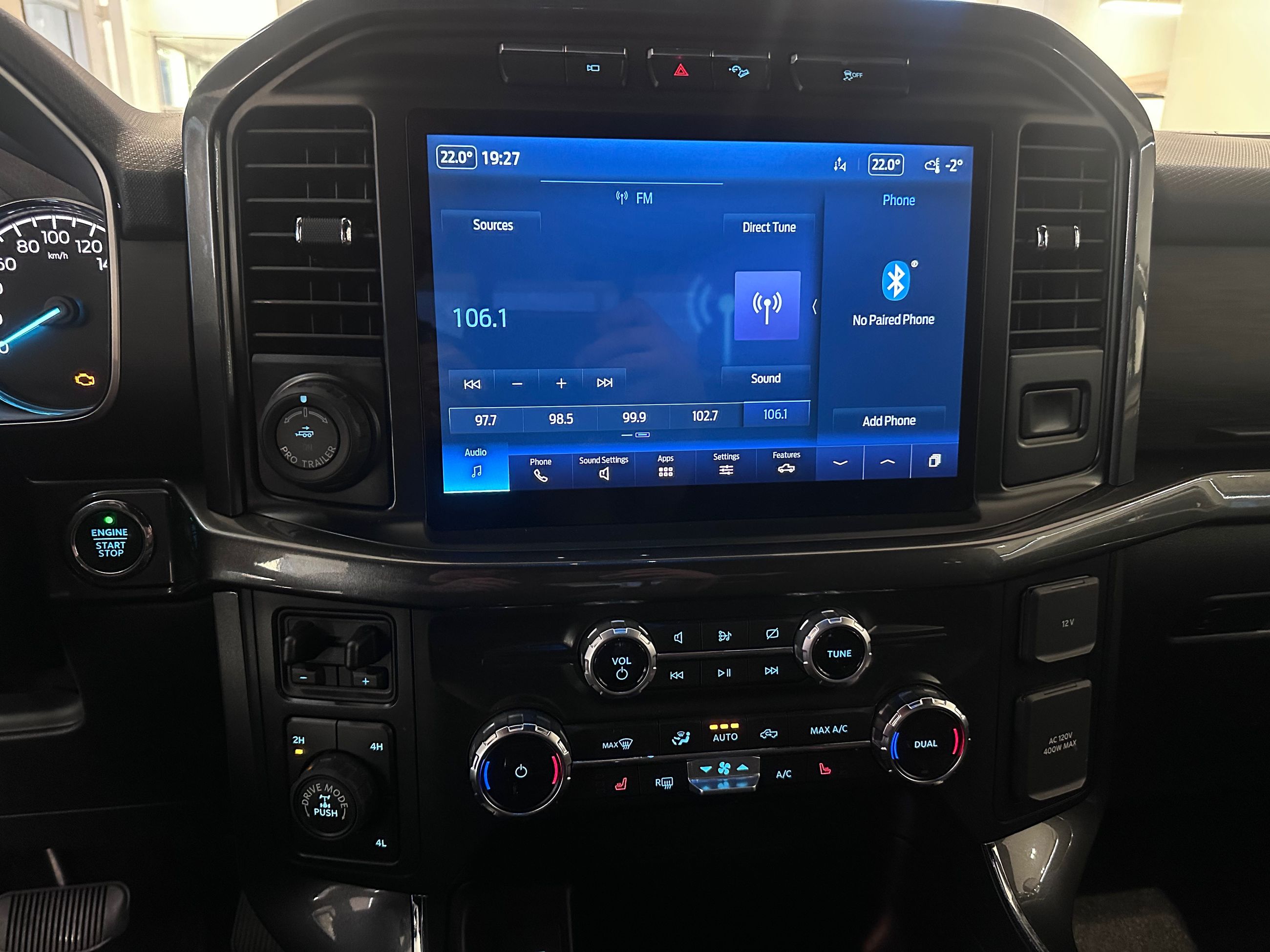 2022 Ford F-150 SPORT + FX4 + V8 + CREW + 3.73 + TOW PACK + WOW ++