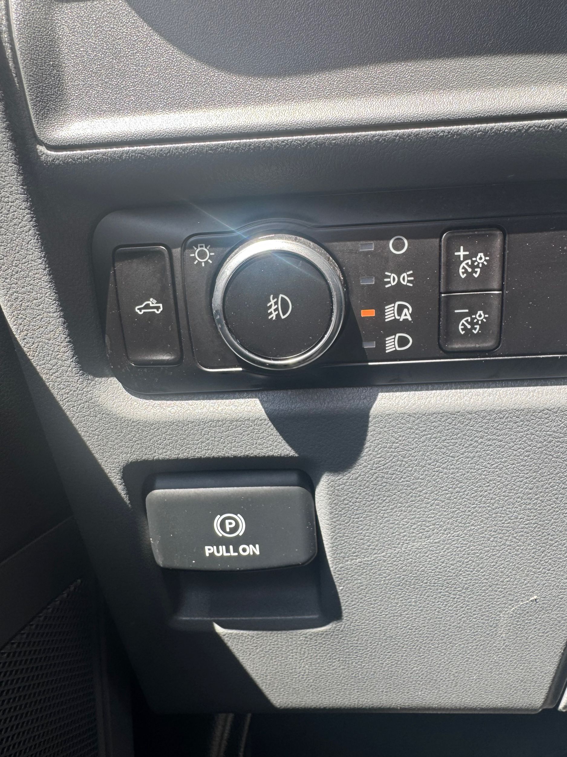 2023 Ford F-150 XLT + 3.5 L + MARCHE PIEDS + A/C + PAS CHER  + WOW