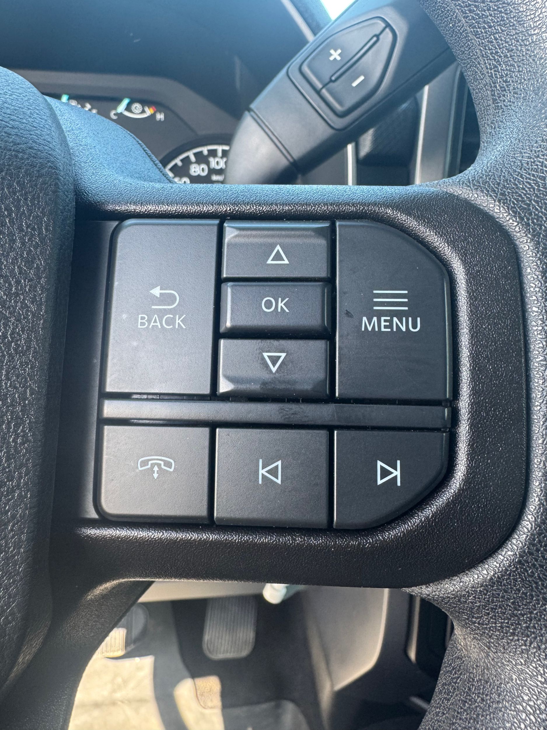 2023 Ford F-150 XLT + 3.5 L + MARCHE PIEDS + A/C + PAS CHER  + WOW