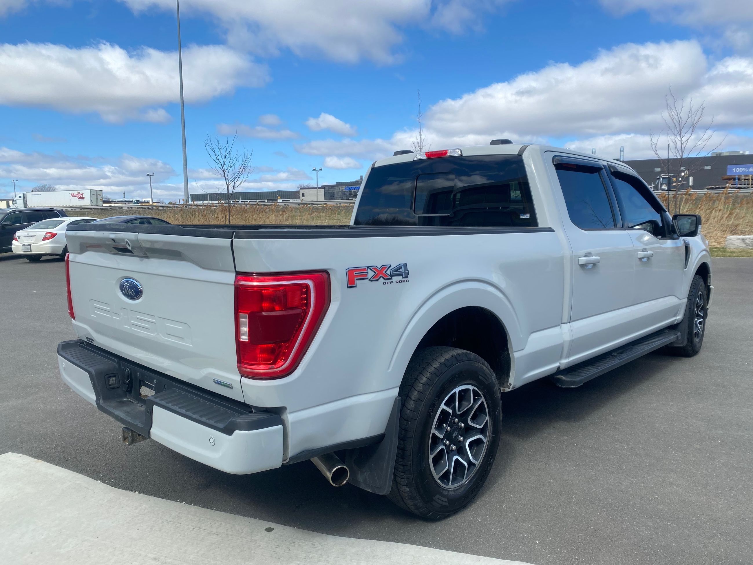 Ford F-150 SPORT + FX4 + CREW + 302A + 3.55 2023