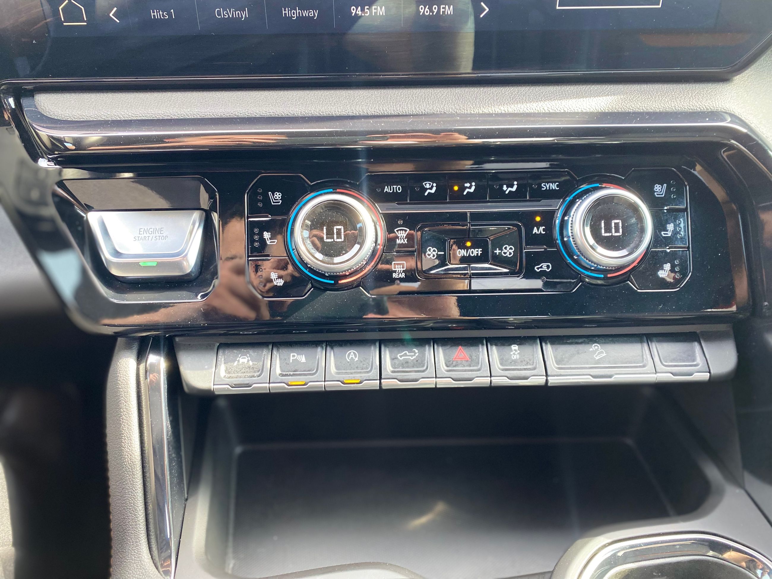 2024 GMC Sierra 1500 AT4 + CREW + DIESEL + MARCHE-PIEDS + WOW +++