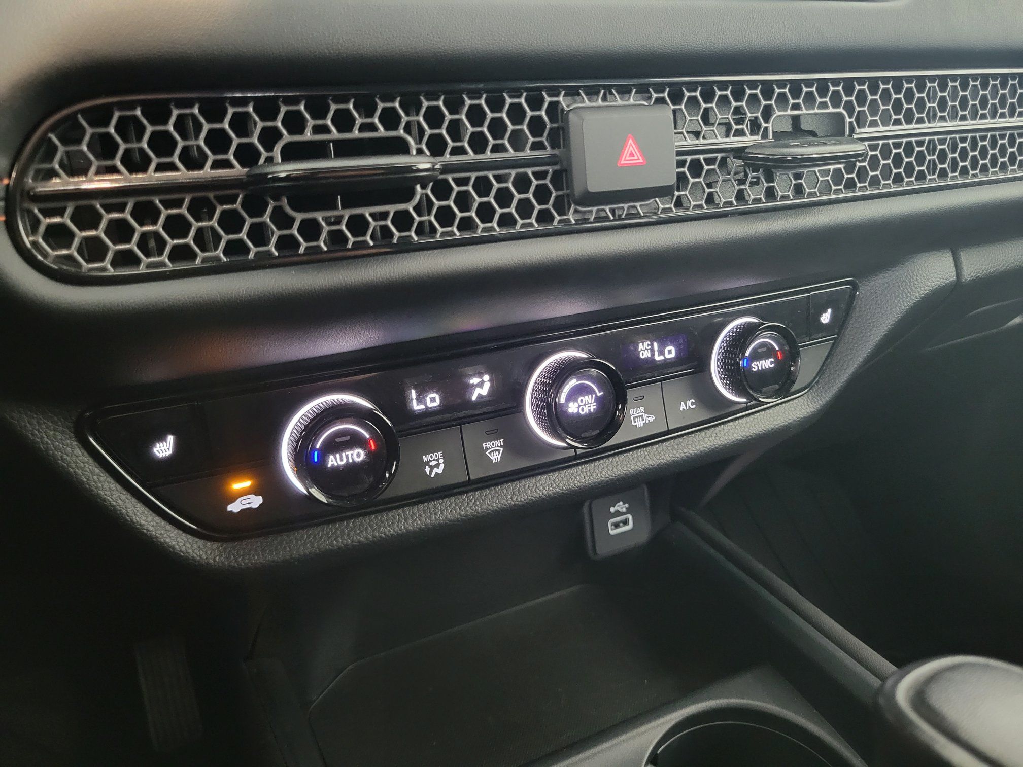 Honda HR-V Sport + BAS KM + A/C + CARPLAY + WOW! +++ 2023