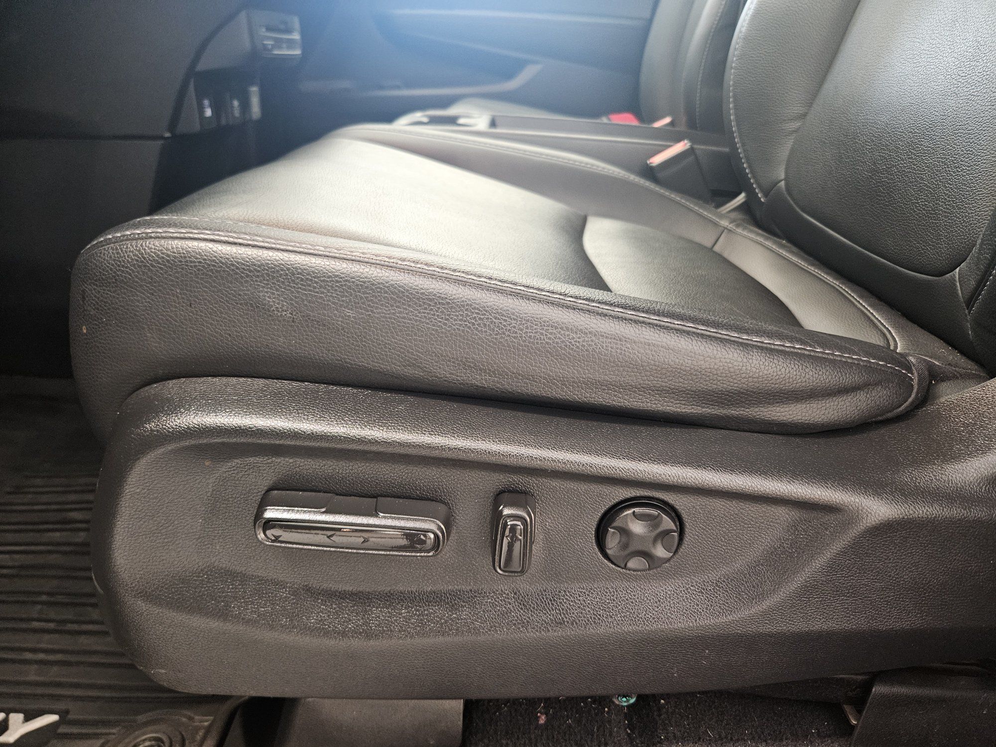 Honda Odyssey EX-L + V6 + SPACIEUX + CUIR + CAMÉRA + WOW !+++ 2022