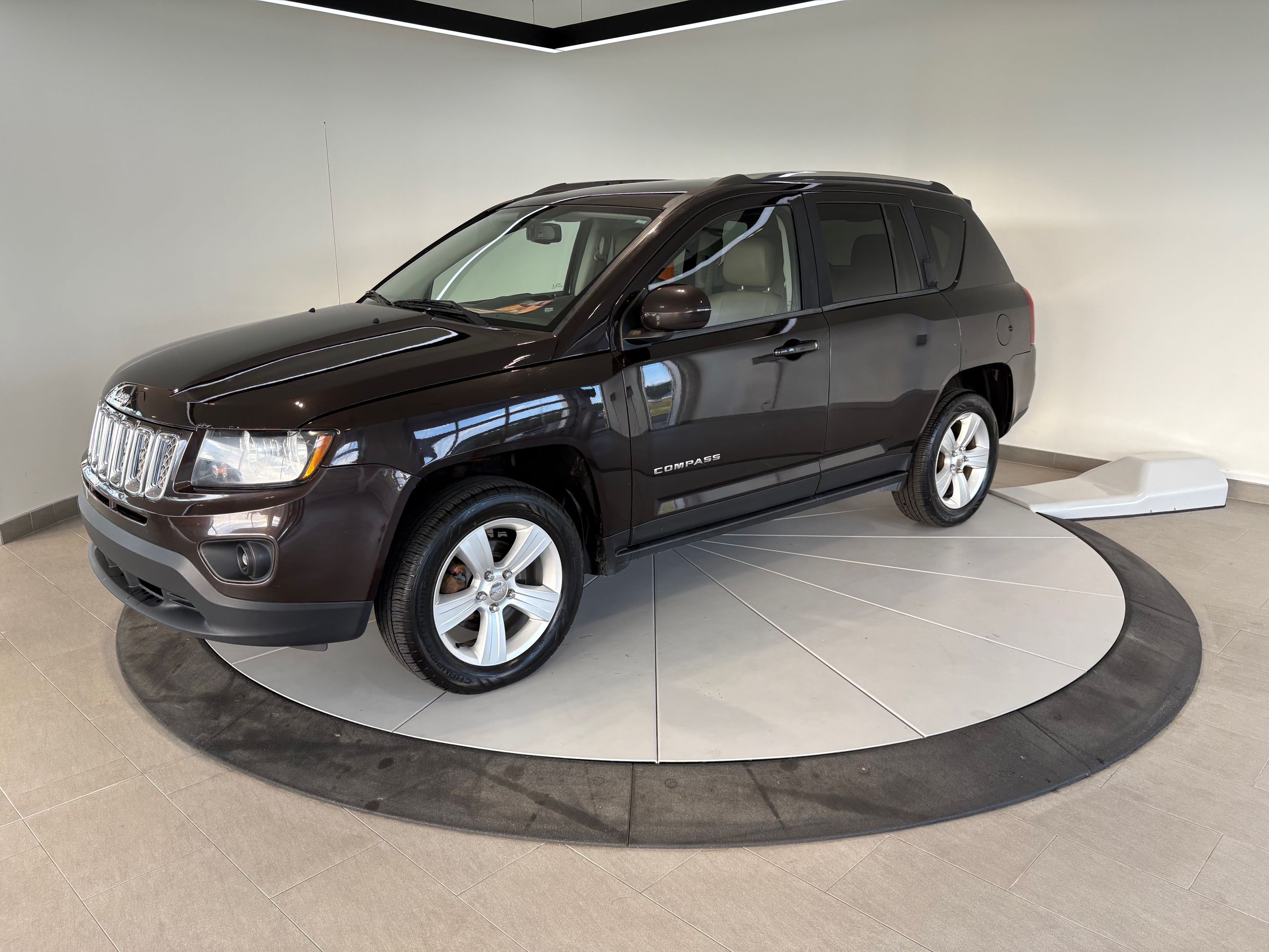 Jeep Compass North + SPORT + 4WD + A/C + BAS KM + WOW +++ 2014
