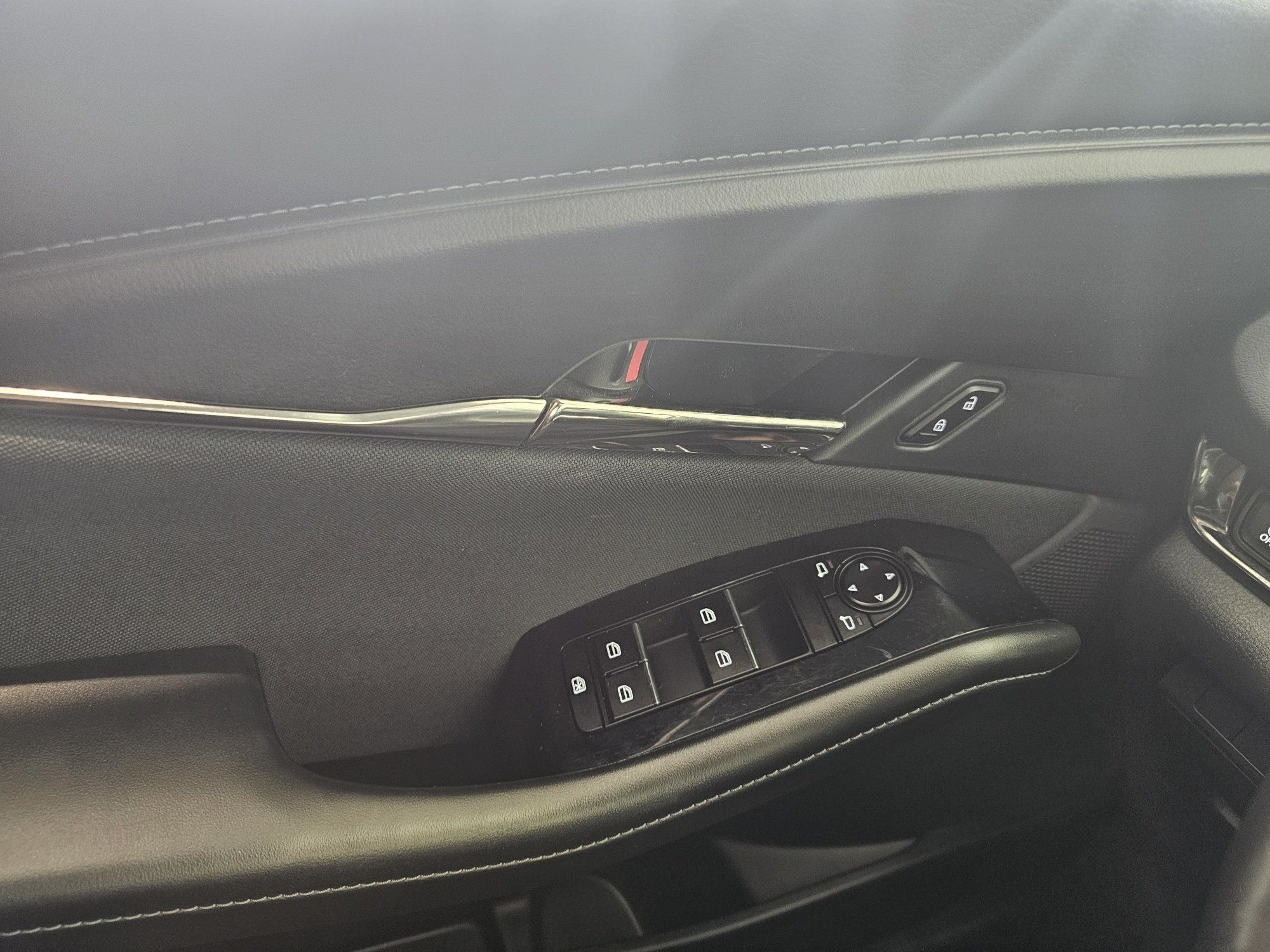 Mazda CX-30 GS + PREFERRED+ CARPLAY + SIEGES CHAUFFANTS+ WOW!+ 2023