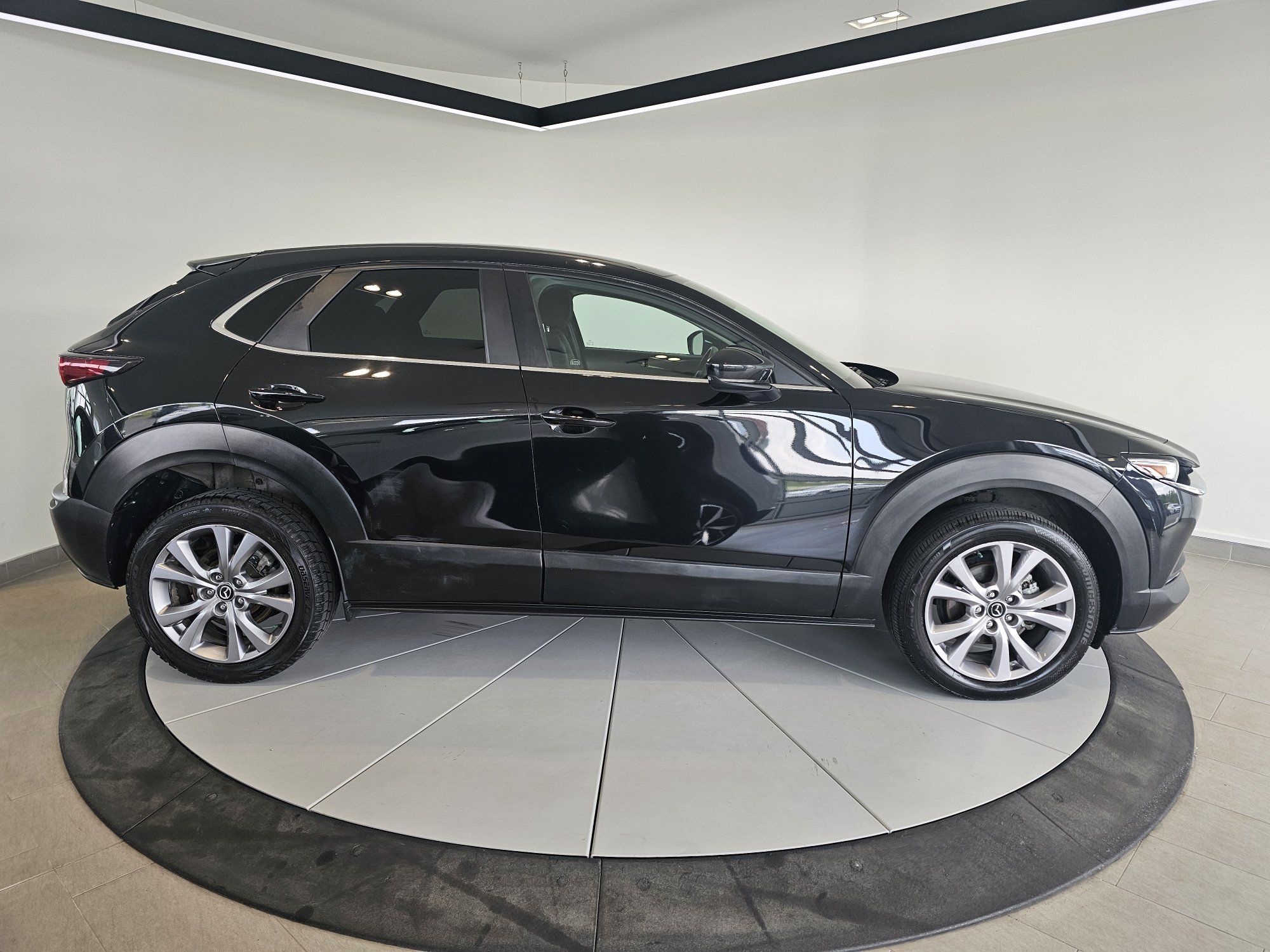 Mazda CX-30 GS + PREFERRED+ CARPLAY + SIEGES CHAUFFANTS+ WOW!+ 2023