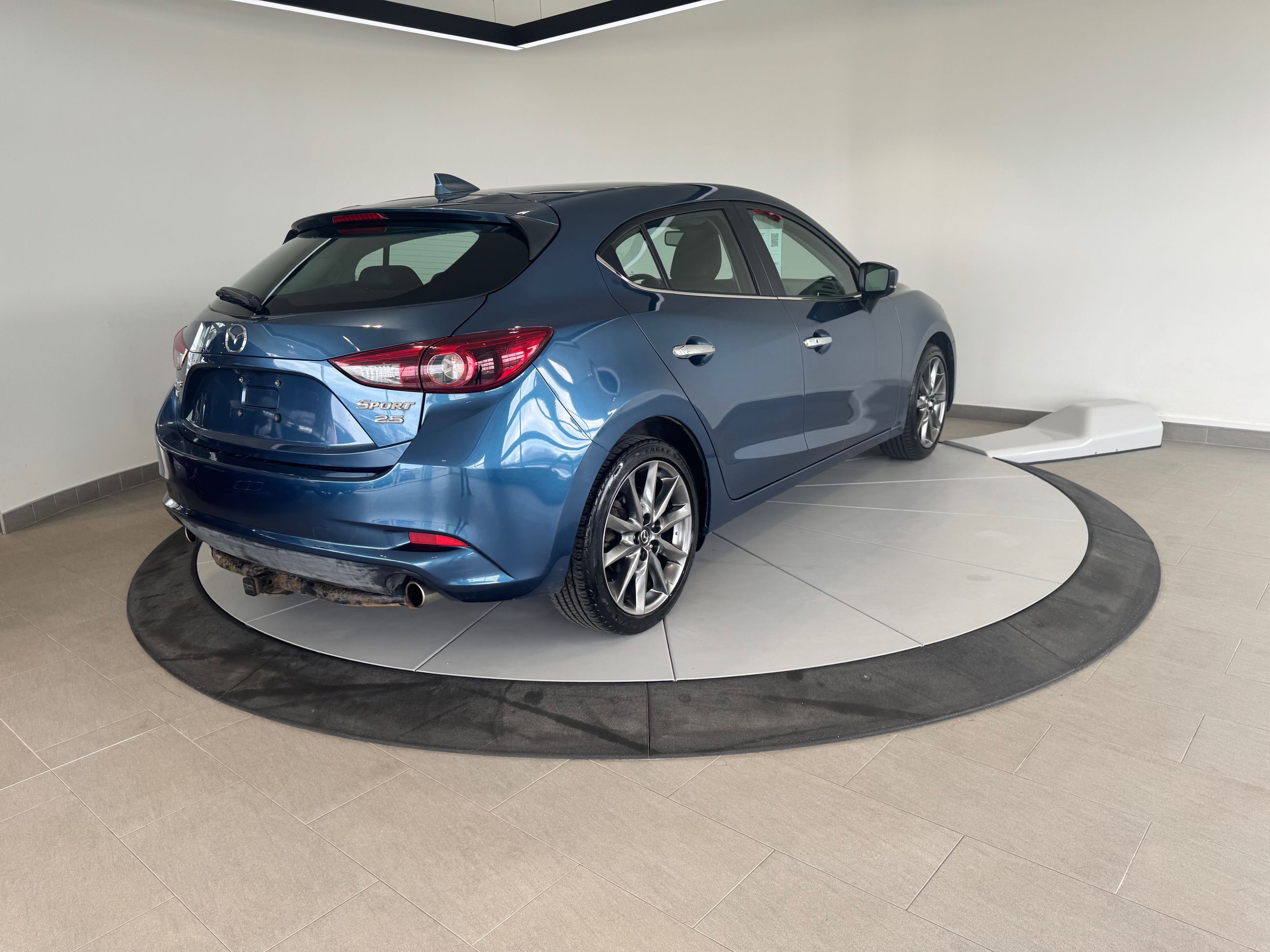 Mazda 3 Sport GT + CUIR + TOIT + CAMÉRA + BT + WOW ++ 2018