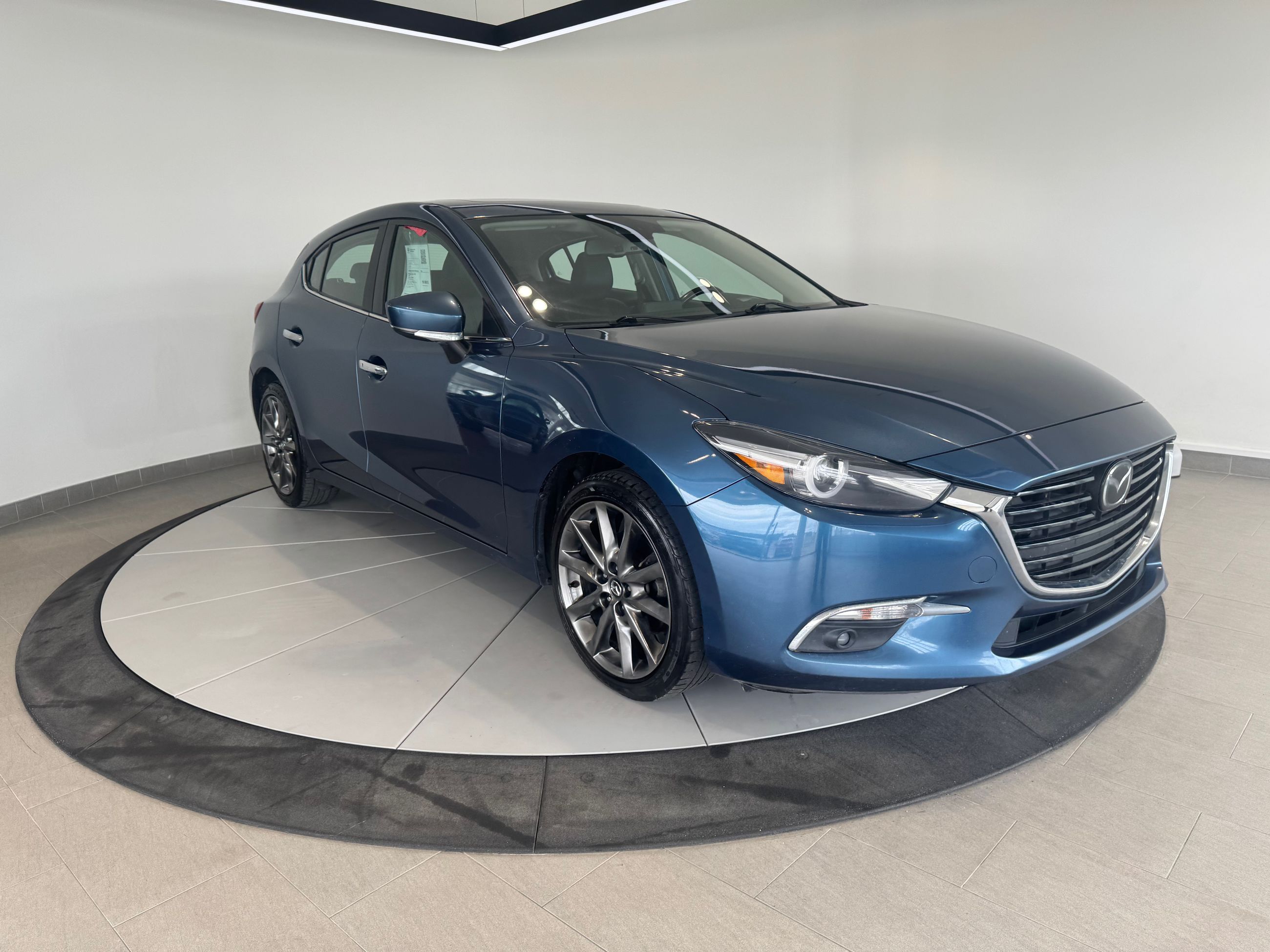Mazda 3 Sport GT + CUIR + TOIT + CAMÉRA + BT + WOW ++ 2018