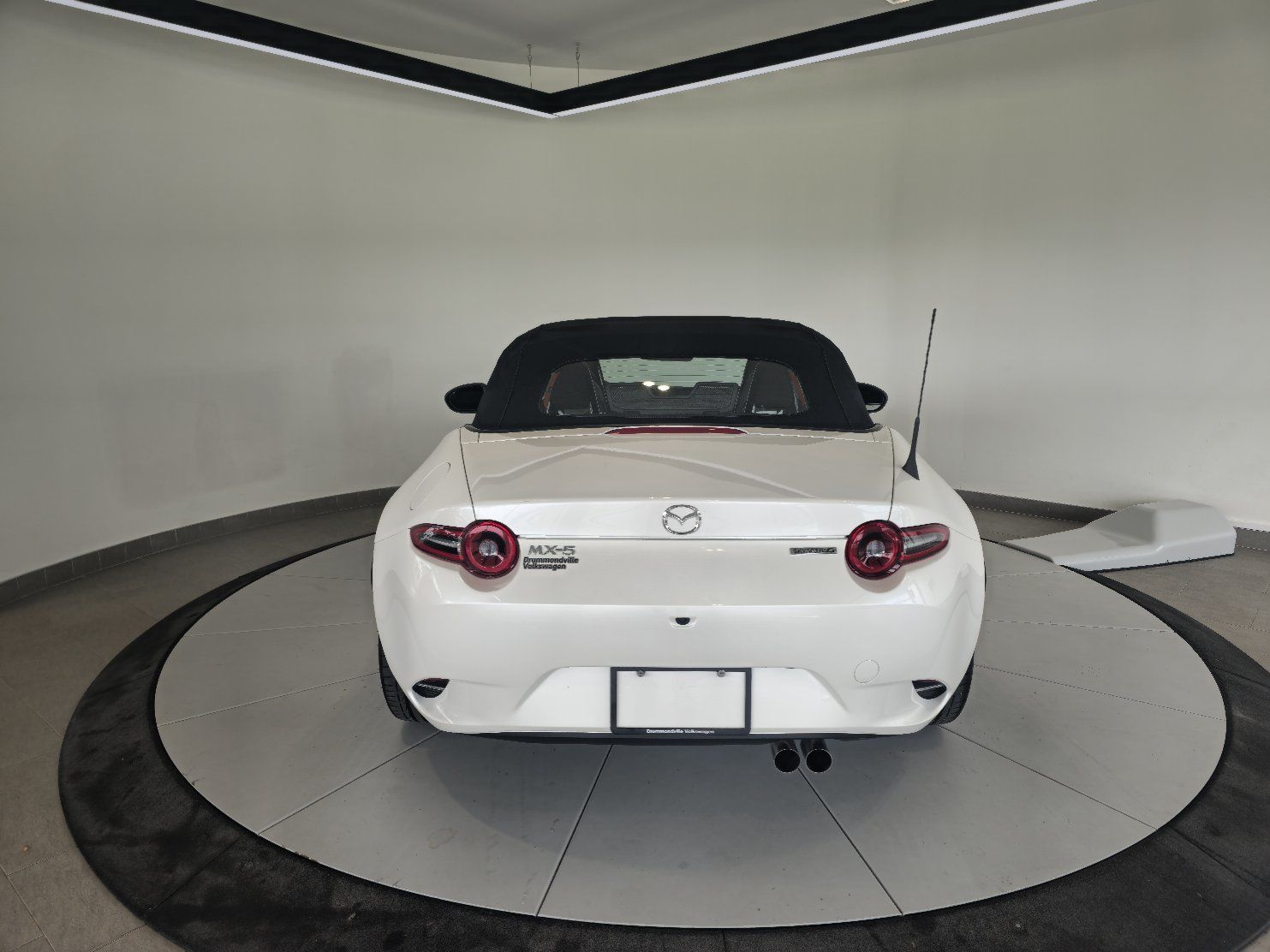 2024 Mazda MX-5 GS-P + DECAPOTABLE + WOW +++