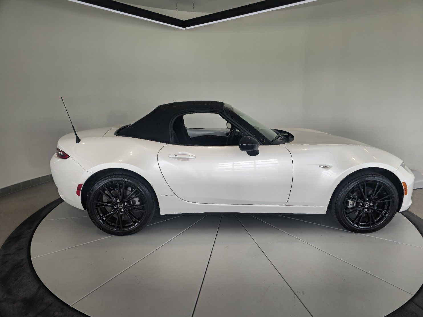 2024 Mazda MX-5 GS-P + DECAPOTABLE + WOW +++