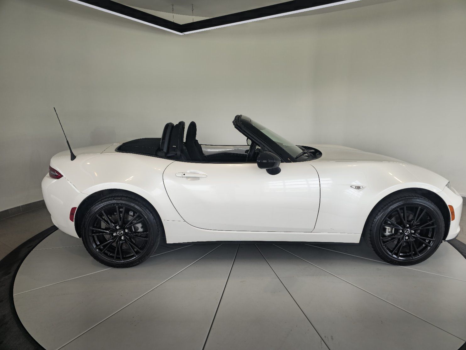 2024 Mazda MX-5 GS-P + DECAPOTABLE + WOW +++