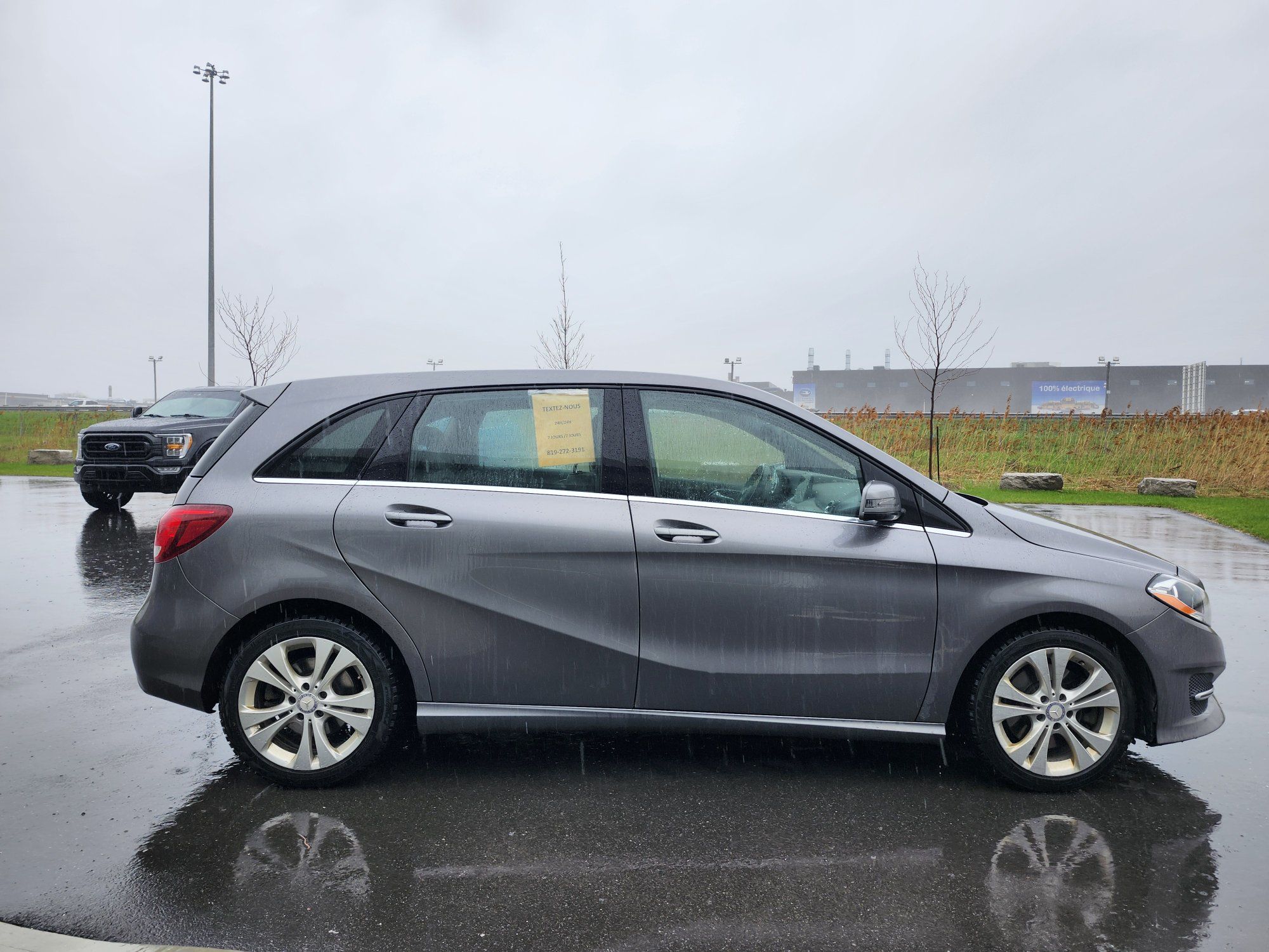 2017 Mercedes-Benz B-Class B 250 Sports Tourer + CUIR + TOIT PANO + A/C + WOW