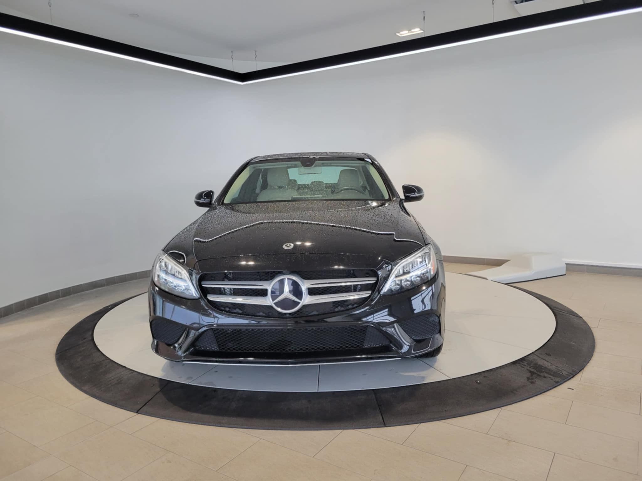 Mercedes-Benz C-Class C 300 + TOIT + CUIR + LUXE + BAS KM + WOW +++ 2019 JAMAIS ACCIDENTÉ + 1 PROPRIO