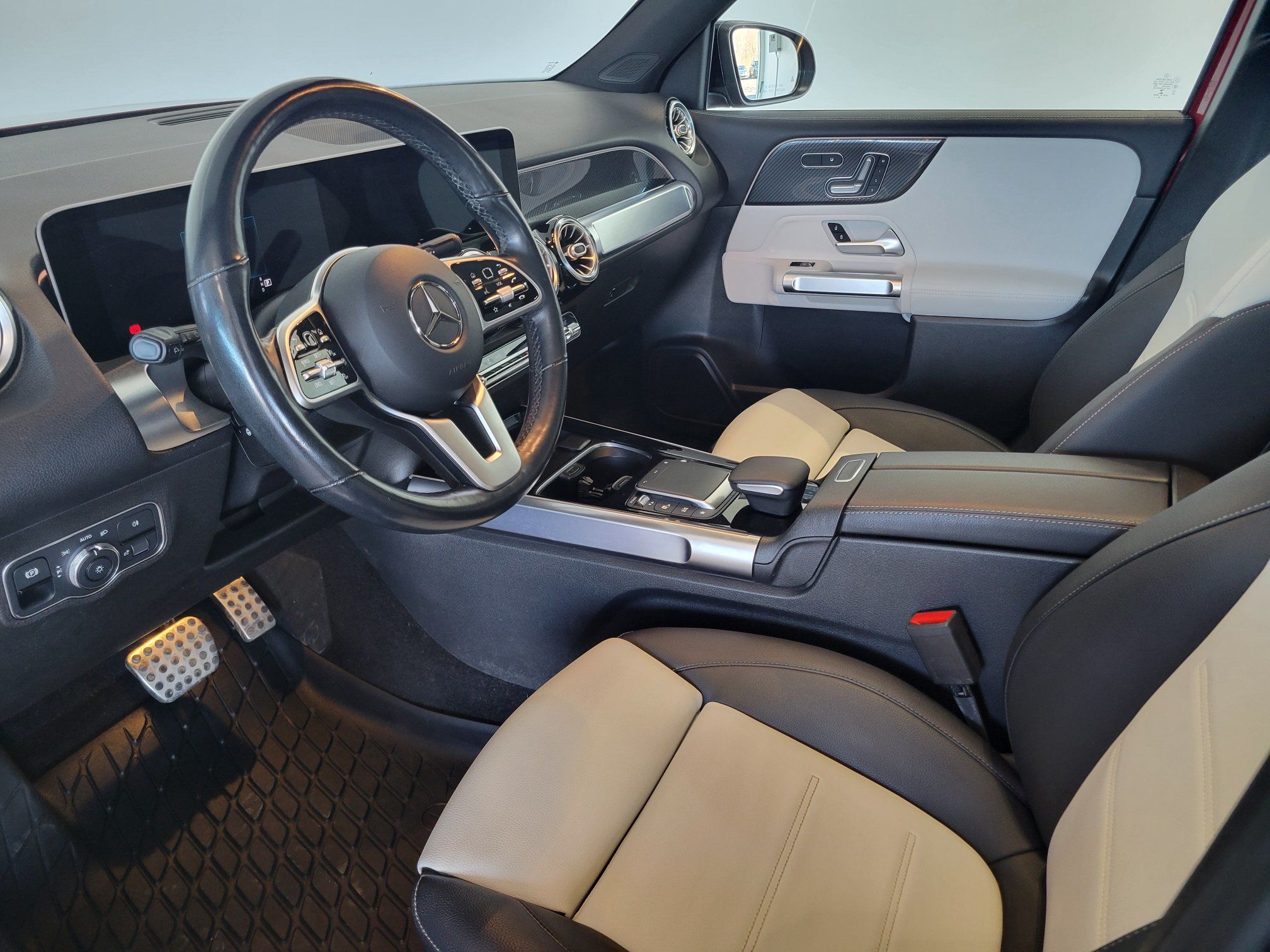 2021 Mercedes-Benz GLB 250 + CUIR + TOIT + AMG + WOW +++