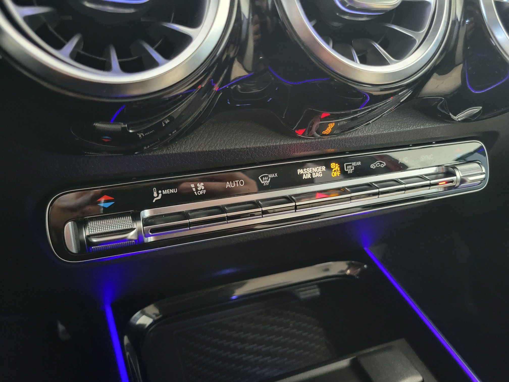 2021 Mercedes-Benz GLB 250 + CUIR + TOIT + AMG + WOW +++