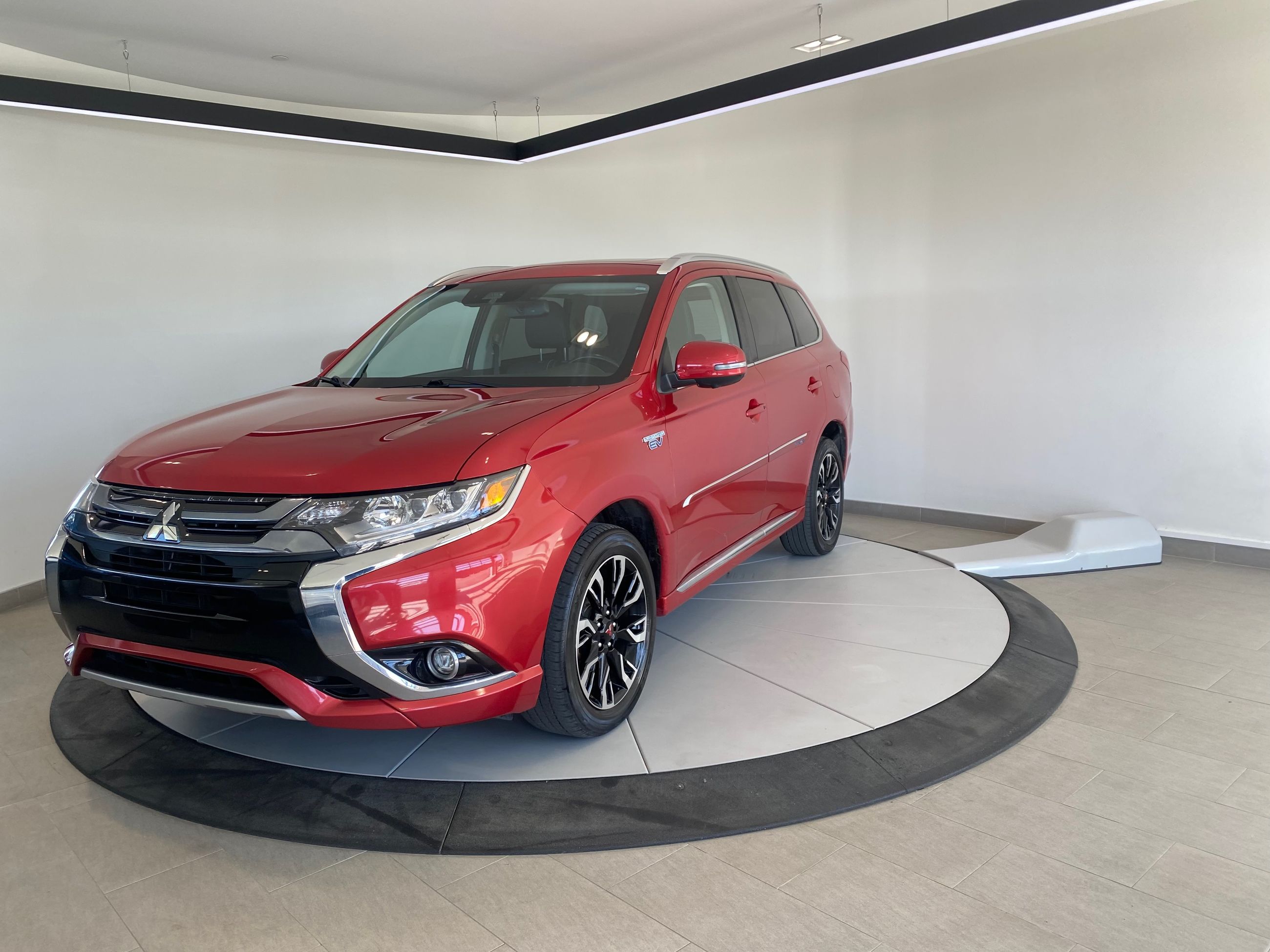 Mitsubishi OUTLANDER PHEV GT + A/C + CUIR + TOIT + CAMERA + WOW +++ 2018