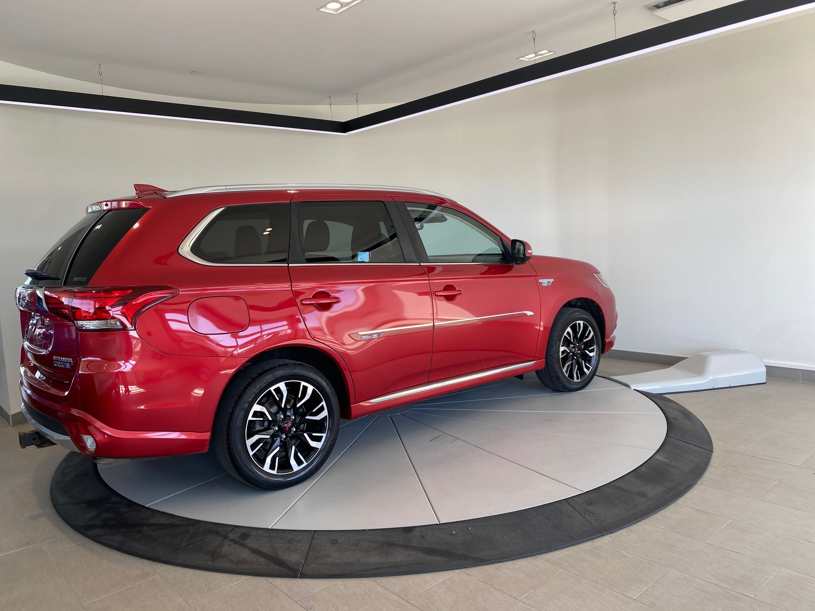 Mitsubishi OUTLANDER PHEV GT + A/C + CUIR + TOIT + CAMERA + WOW +++ 2018