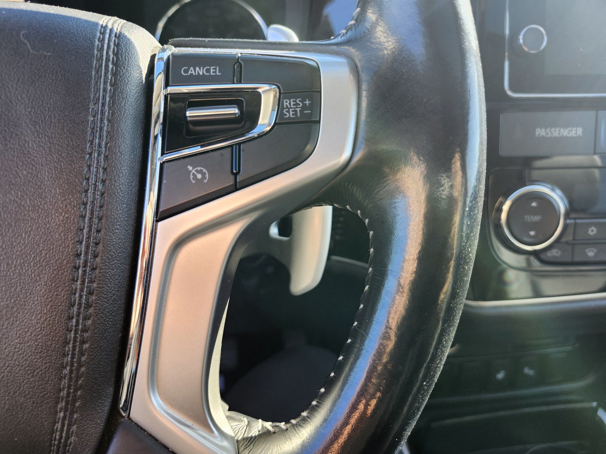 Mitsubishi OUTLANDER PHEV GT + PHEV + CUIR + TOIT + ROCKFOR FOSGATE + WOW + 2018