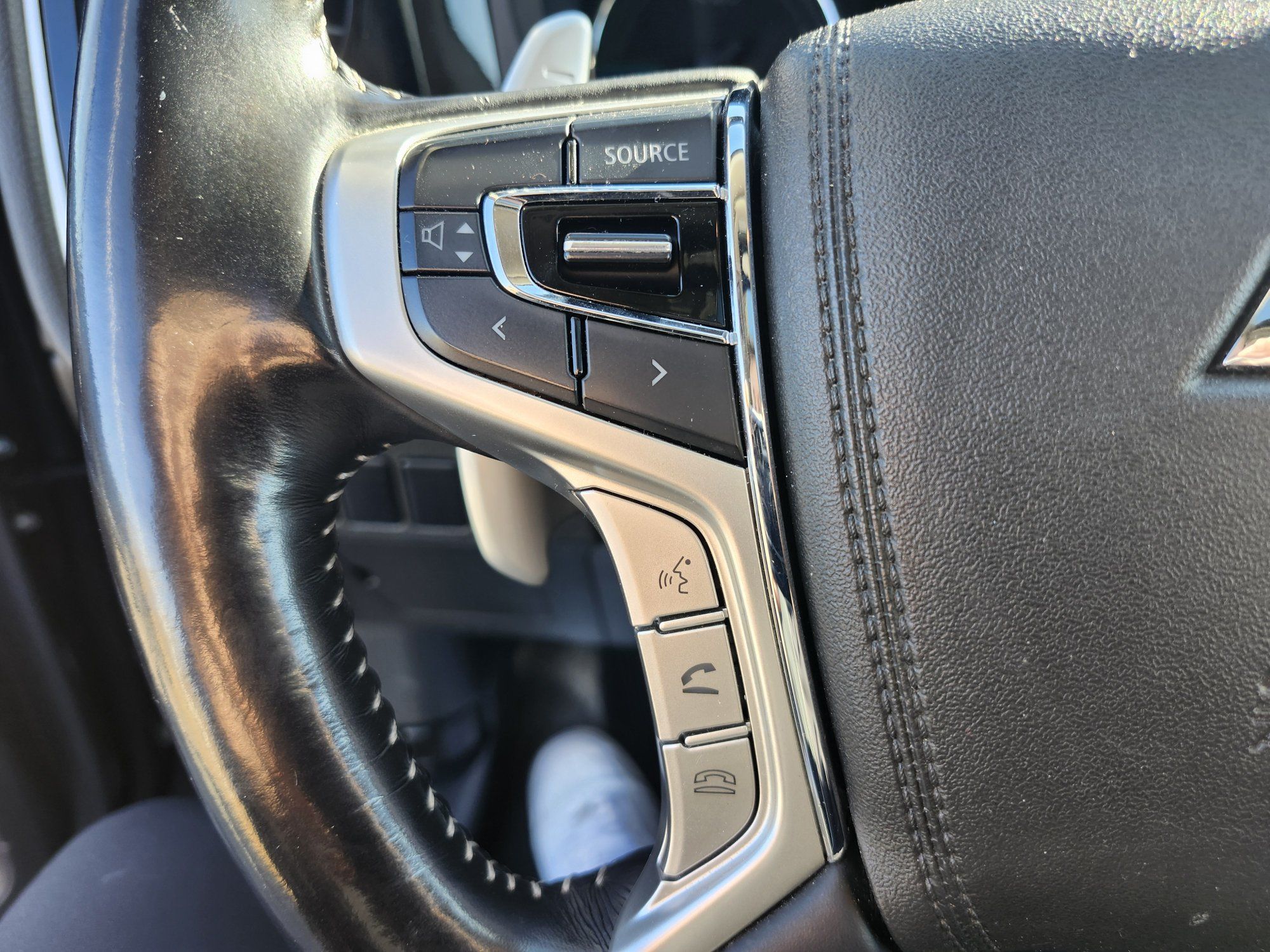 Mitsubishi OUTLANDER PHEV GT + PHEV + CUIR + TOIT + ROCKFOR FOSGATE + WOW + 2018