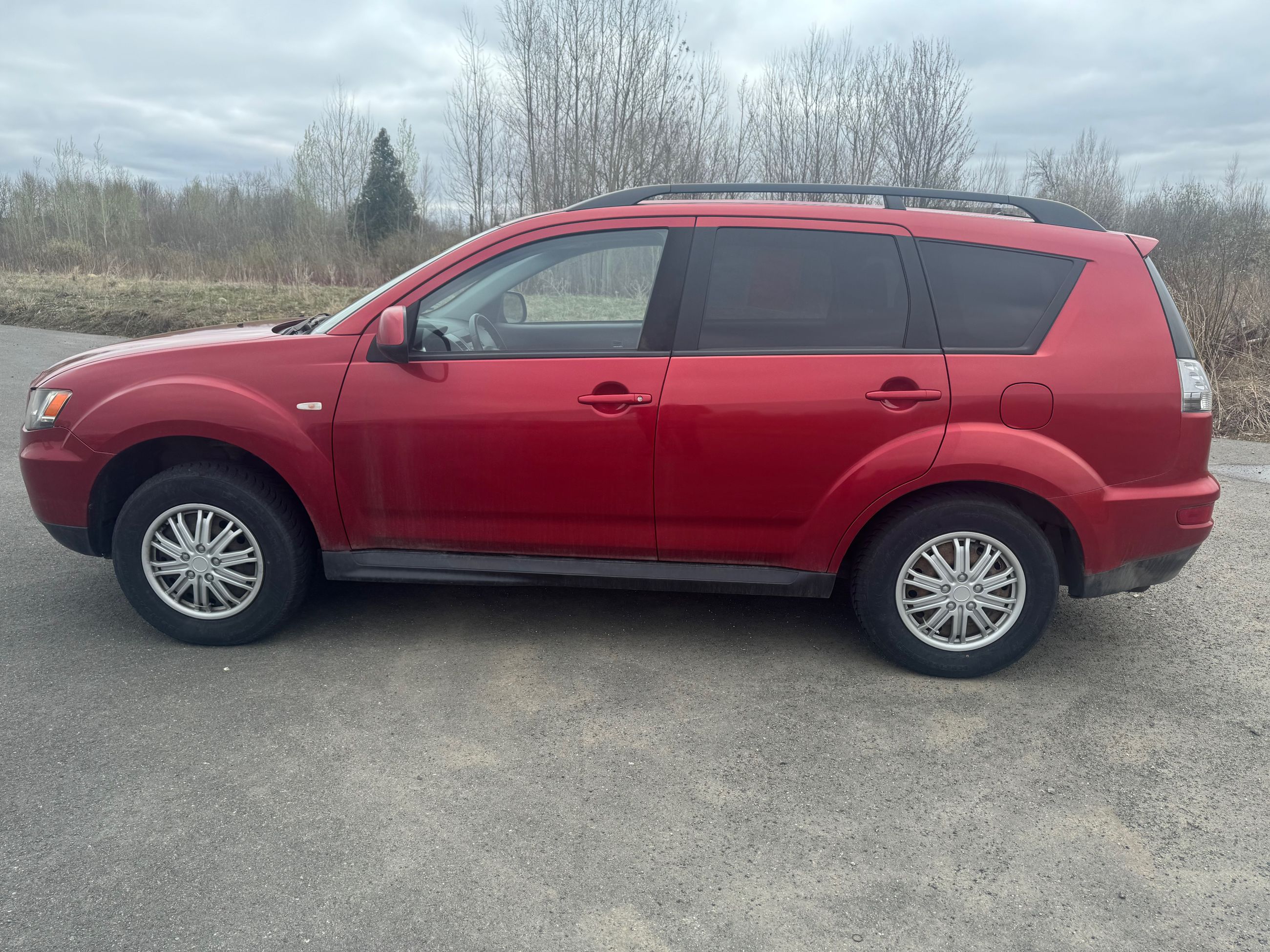 Mitsubishi Outlander ES + CLIMATISATION + SIEGES CHAUFFANTS + MAGS ++++ 2012