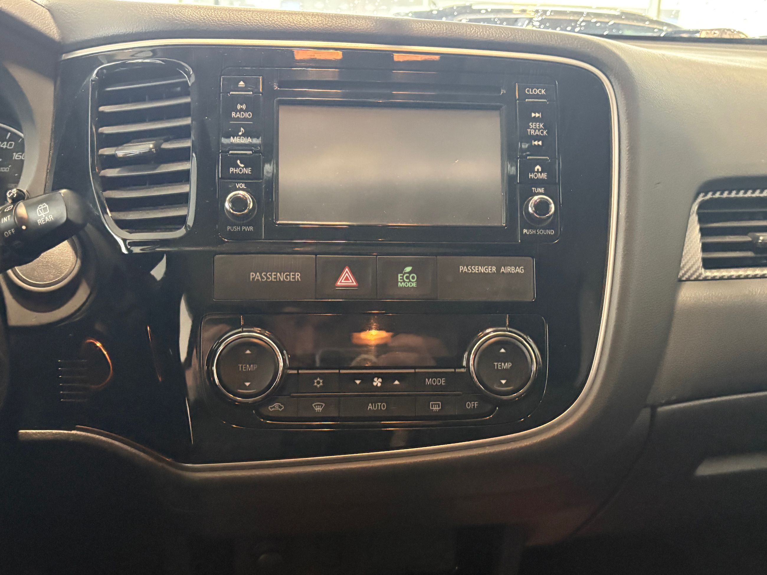 Mitsubishi Outlander ES + TOURING + TOIT + AWC + CAMERA + WOW +++ 2017