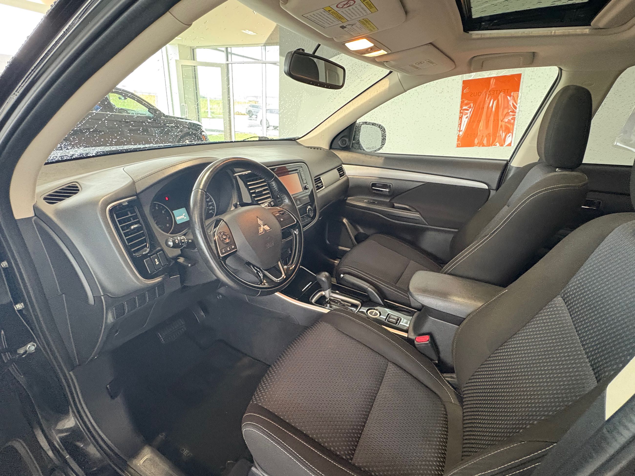 Mitsubishi Outlander ES + TOURING + TOIT + AWC + CAMERA + WOW +++ 2017