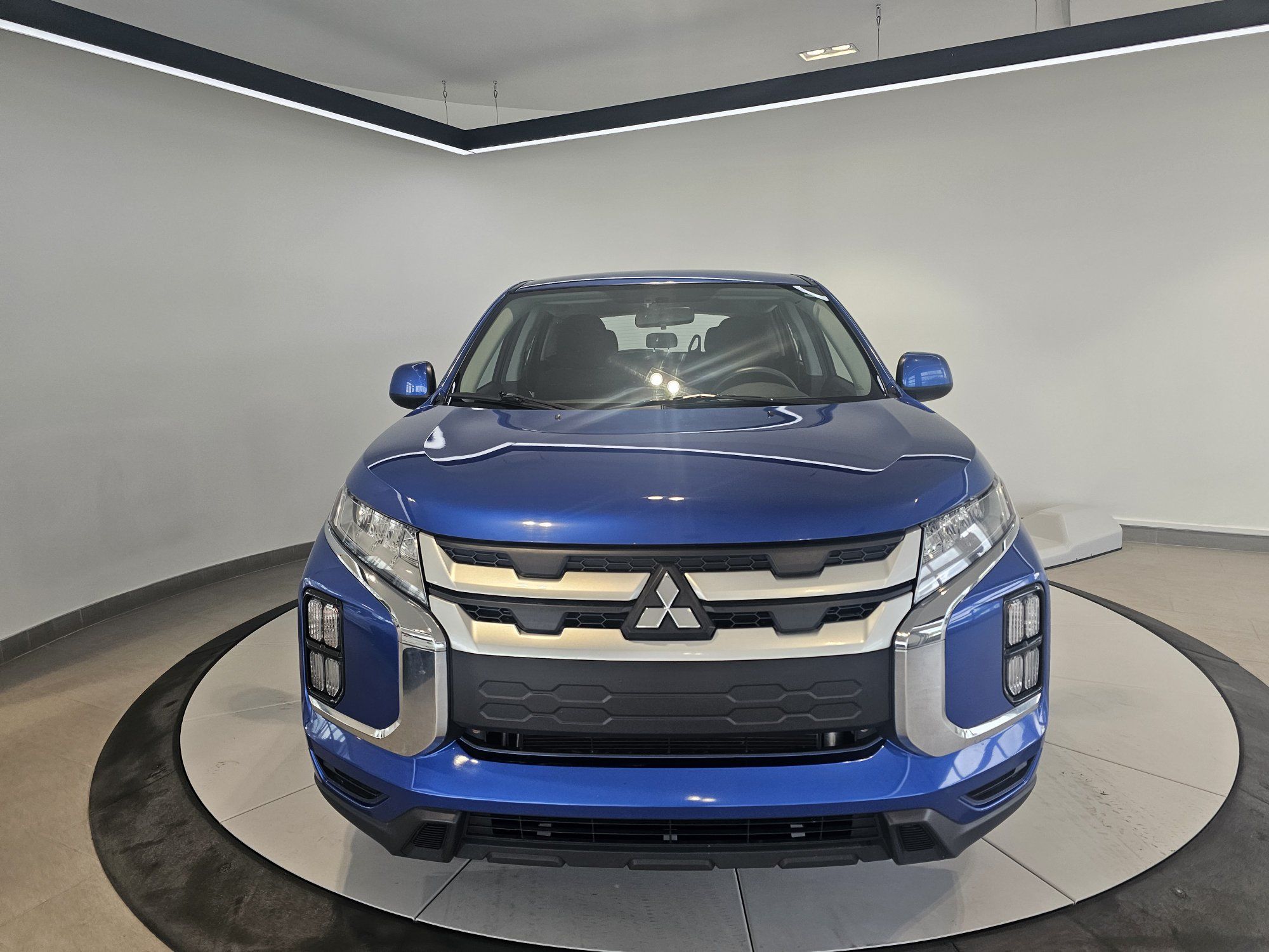 Mitsubishi RVR ES + CAMERA + BAS KM + BLUETOOTH + WOW!+++ 2021