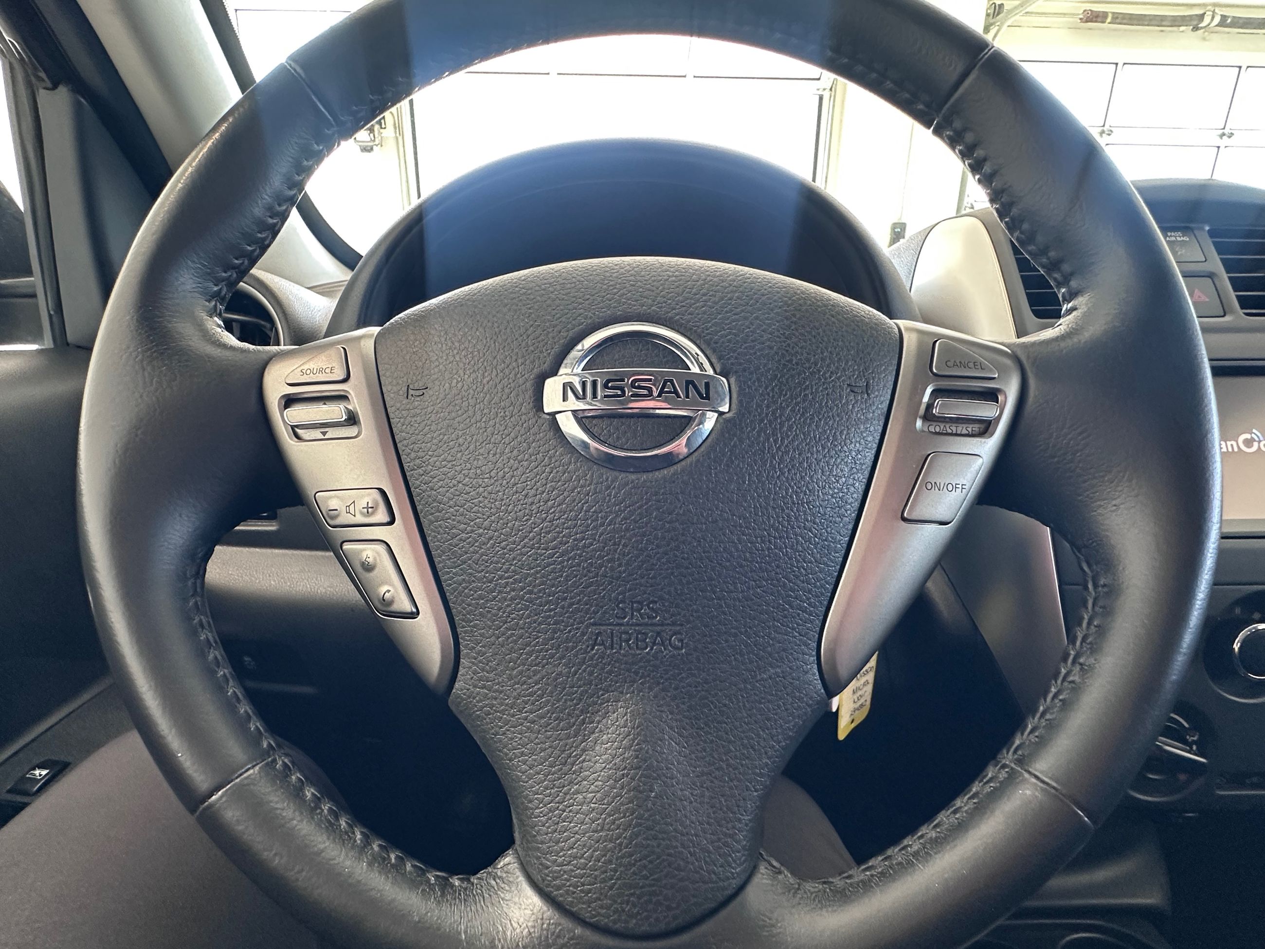 Nissan Micra SR + A/C + CAMERA + BLUETOOTH + WOW ++ 2019