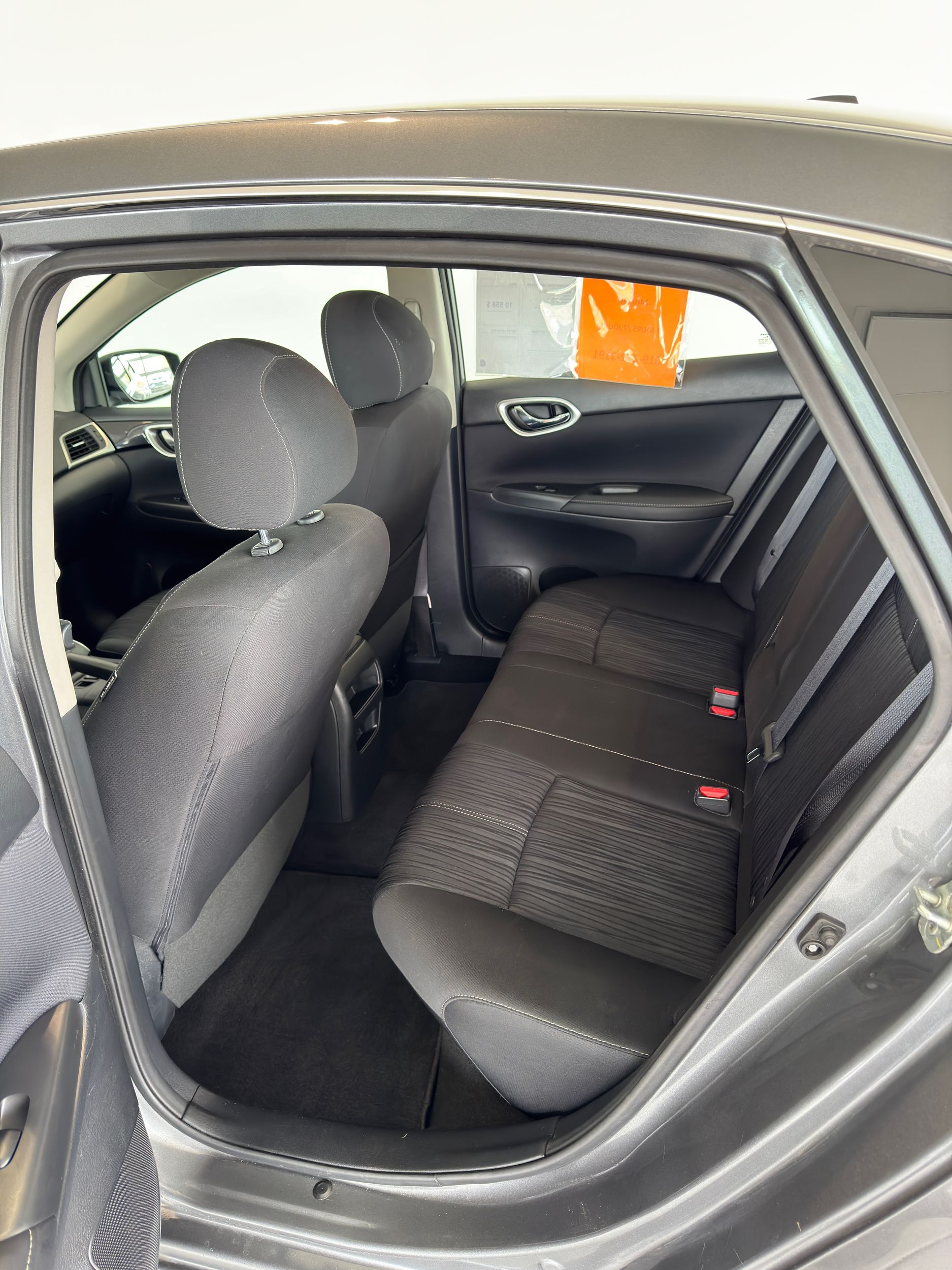 Nissan Sentra SV + TOIT + CAMERA + A/C + BLUETOOTH + WOW ++ 2017