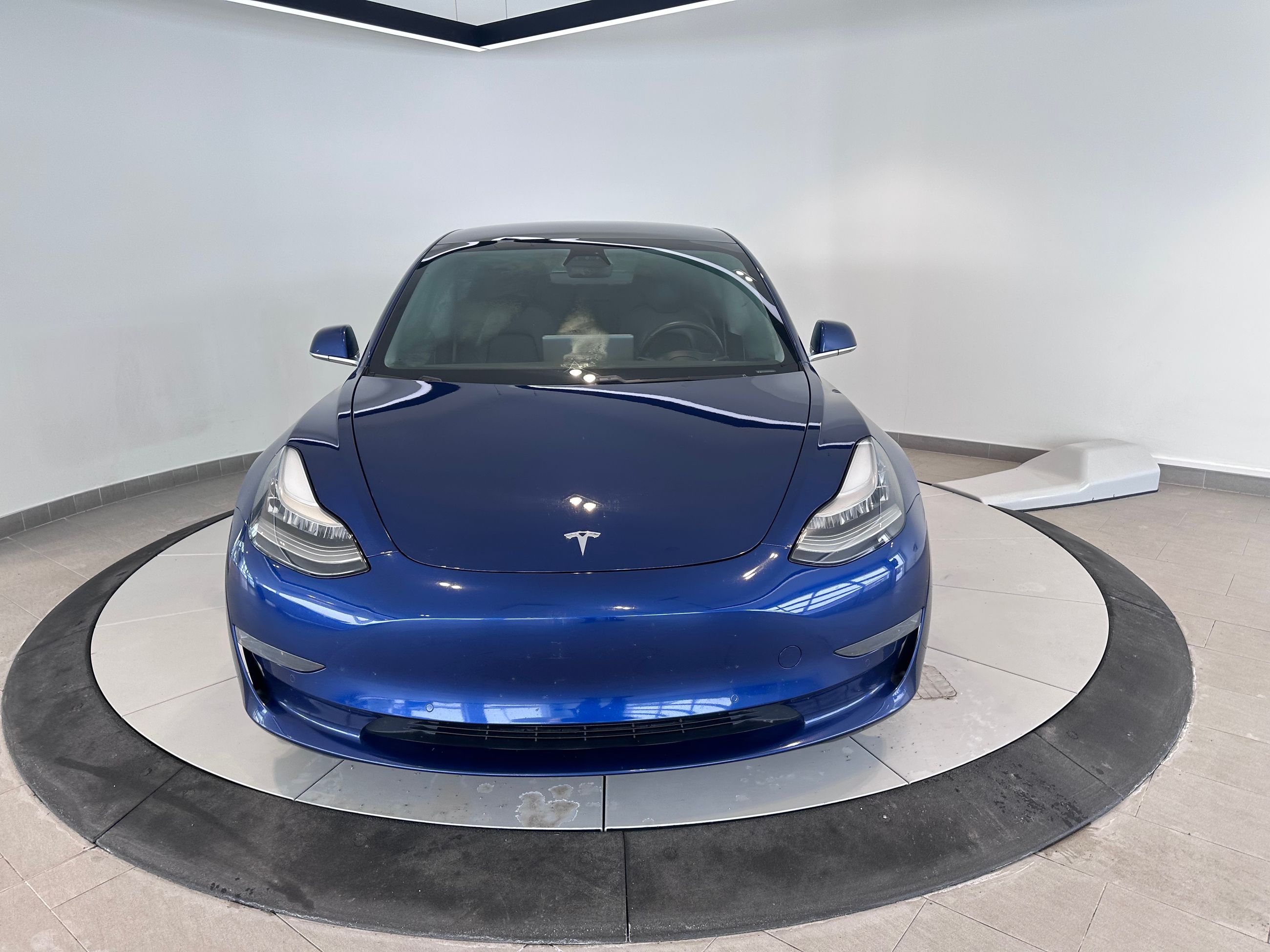 2020 Tesla MODEL 3 Standard Range Plus + TOIT + 424 KM + ECRAN +++