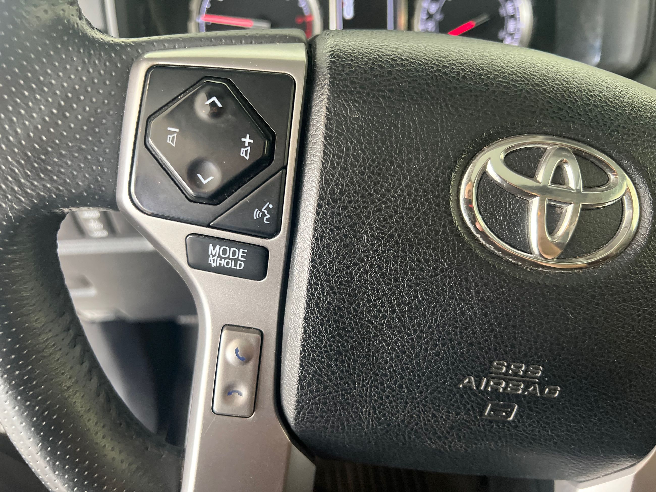 Toyota 4Runner LIMITED + CUIR + TOIT + JAMAIS ACCIDENT + WOW +++ 2021