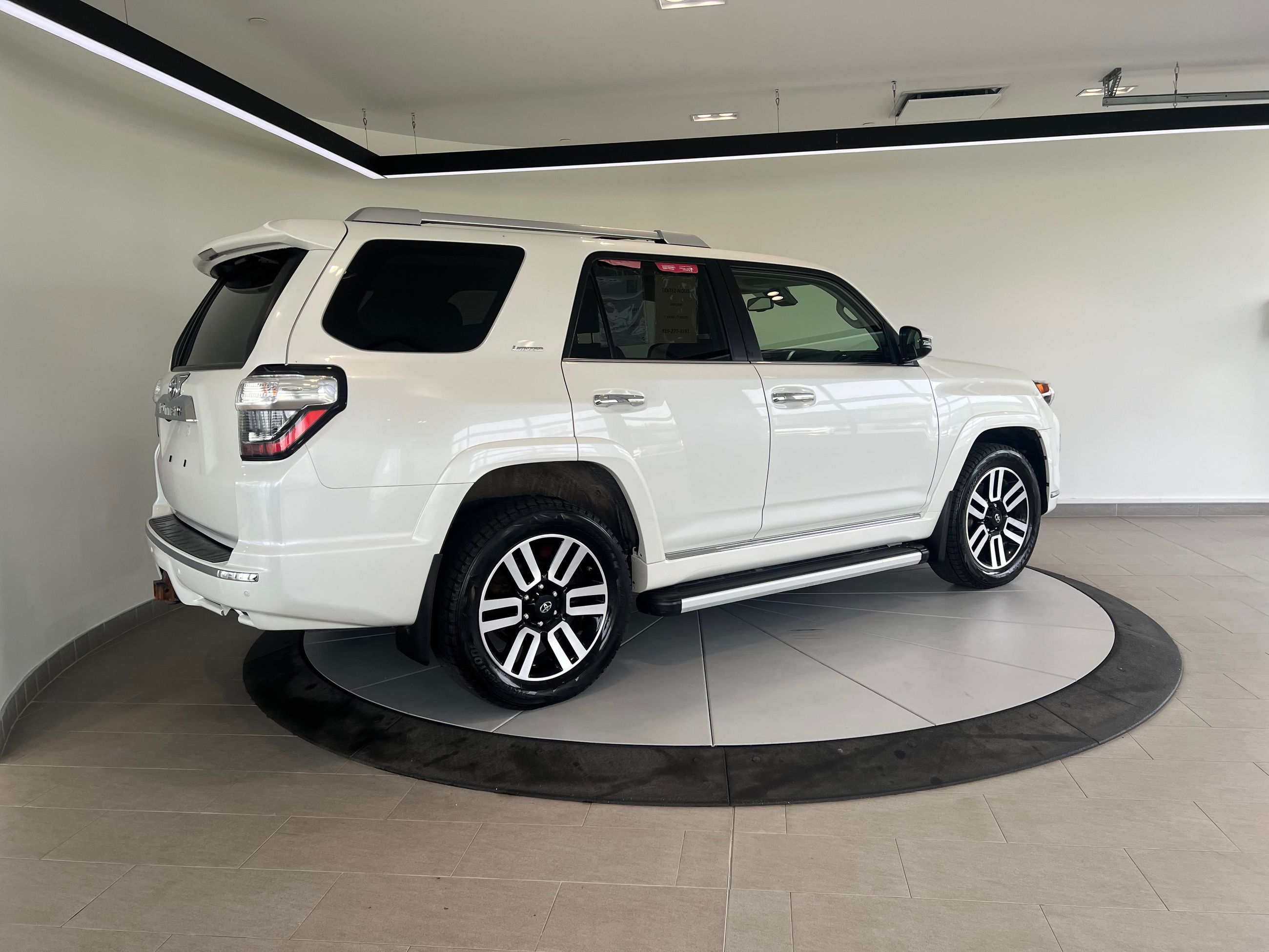 Toyota 4Runner LIMITED + CUIR + TOIT + JAMAIS ACCIDENT + WOW +++ 2021