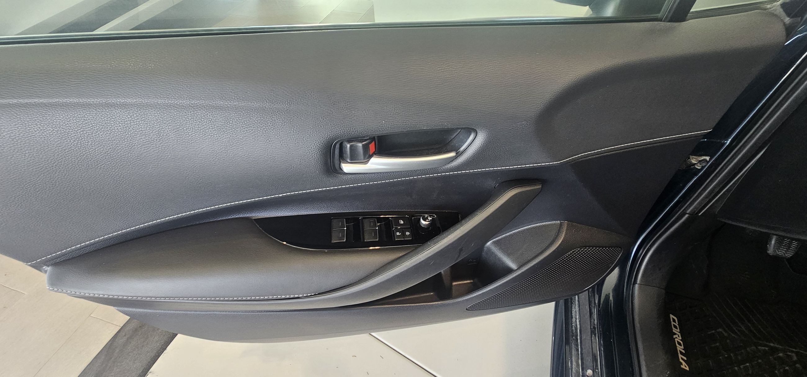 2019 Toyota Corolla Hatchback SE + AC + CARPLAY + JAMAIS ACCIDENTÉ + WOW !++++