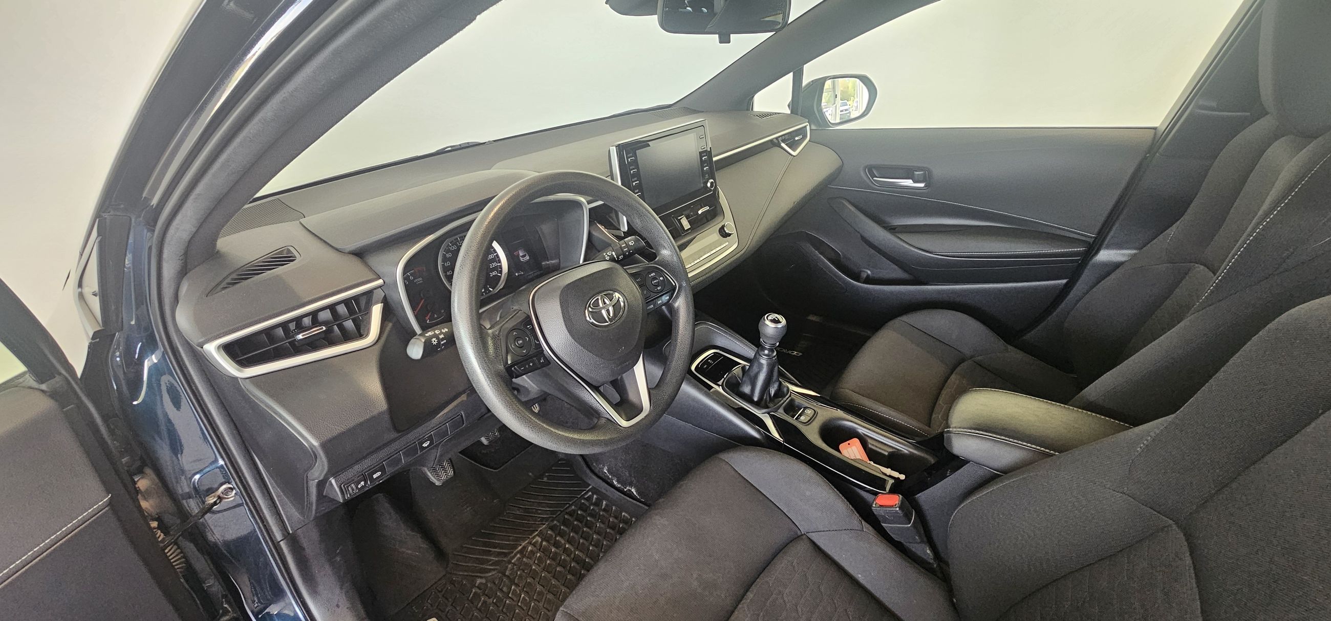2019 Toyota Corolla Hatchback SE + AC + CARPLAY + JAMAIS ACCIDENTÉ + WOW !++++
