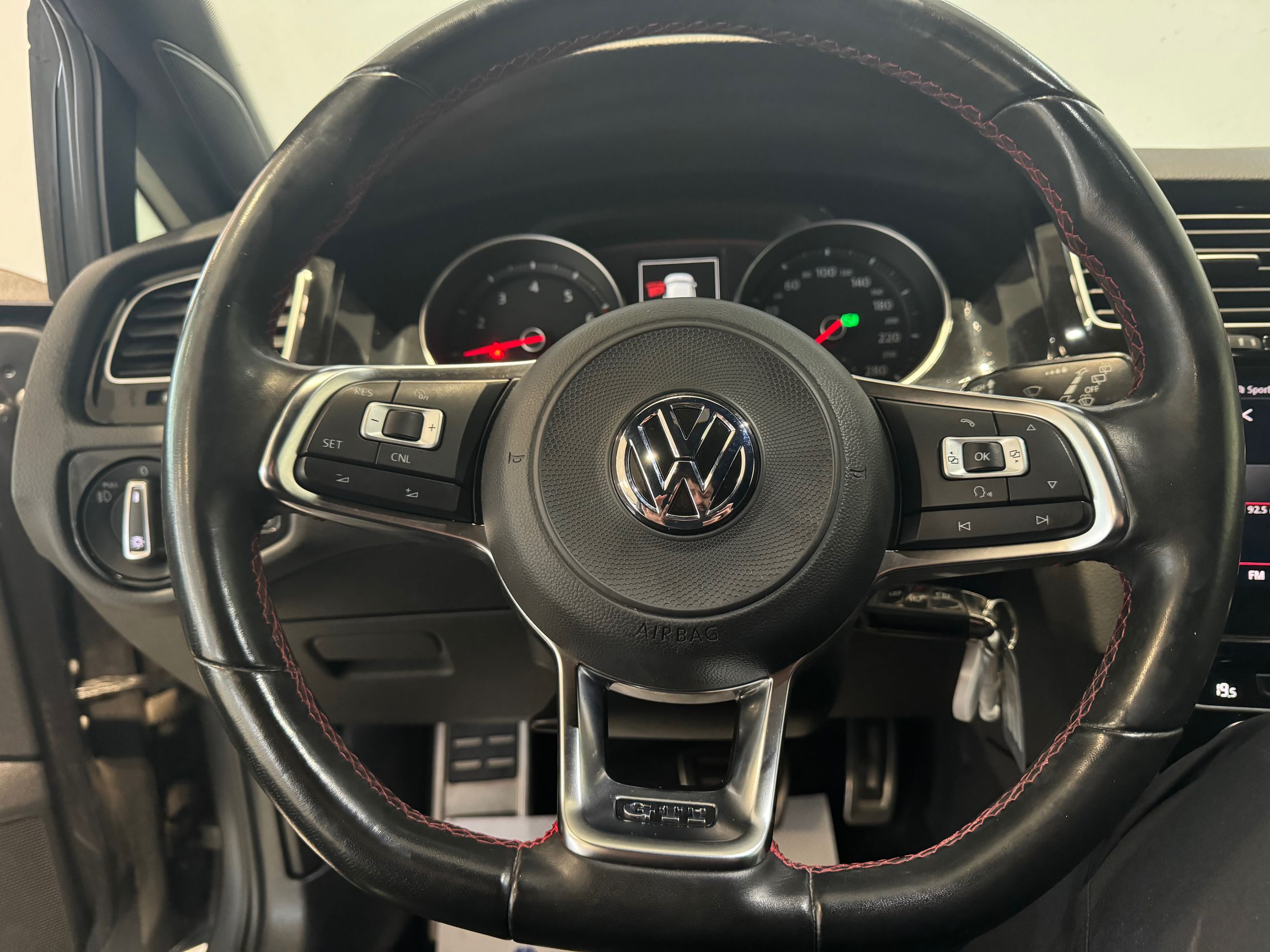 2018 Volkswagen Golf GTI Autobahn + DSG + TOIT + CARPLAY +