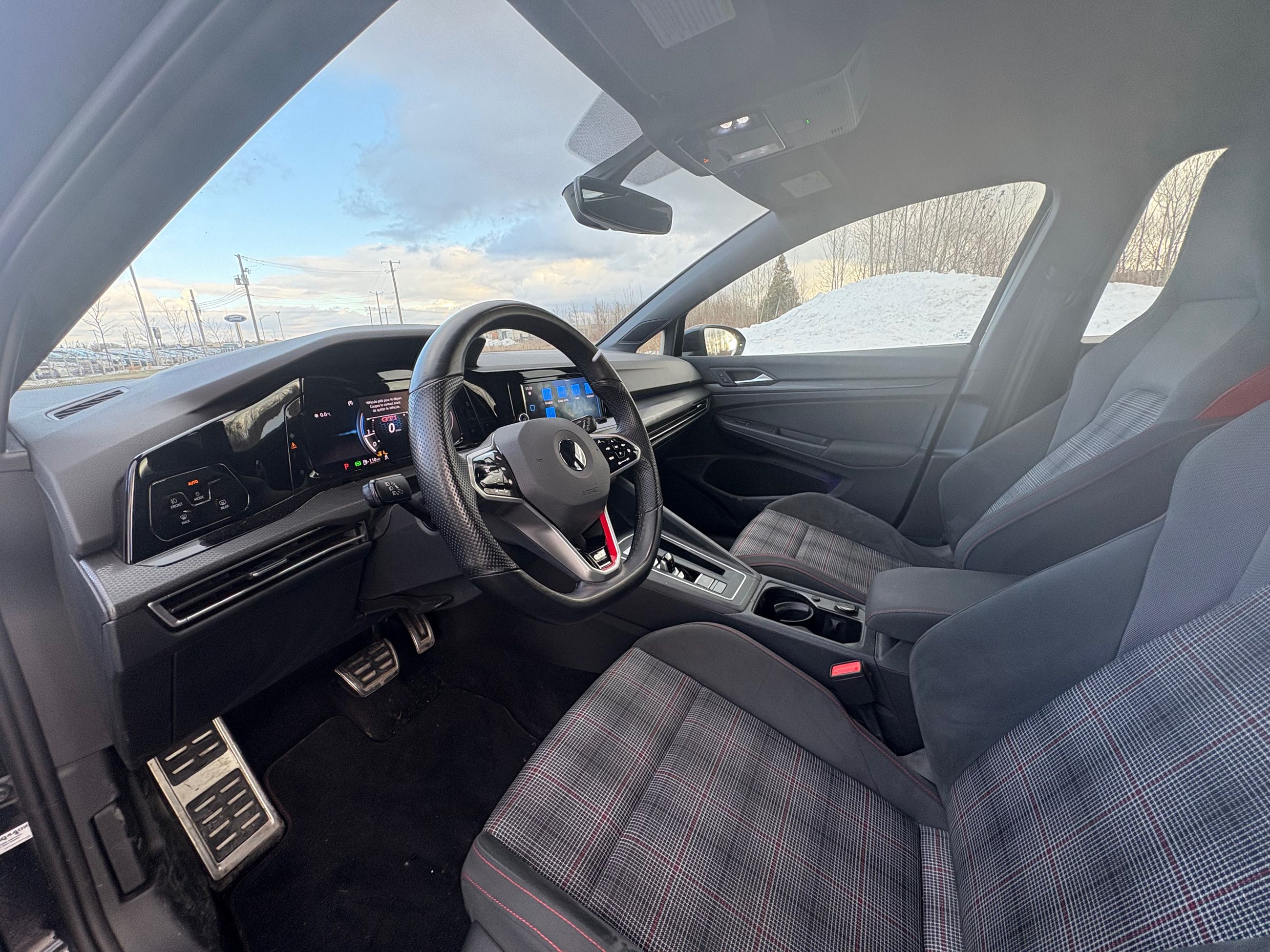 2022 Volkswagen Golf GTI GTI + DSG + CARPLAY + 241 HP + WOW +++