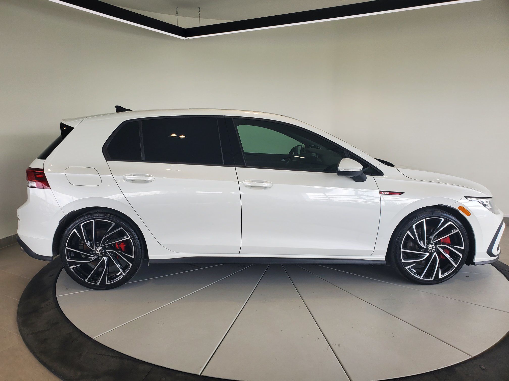 Volkswagen Golf GTI AUTOBAHN + TOIT + CAMERA + TISSU CLARK + WOW!+++ 2022