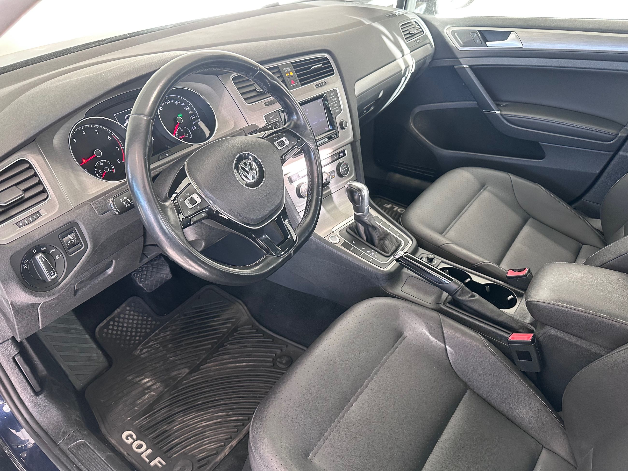 2015 Volkswagen Golf Sportwagon Comfortline + TOIT PANO + CUIR + BLUETOOTH + CLIM