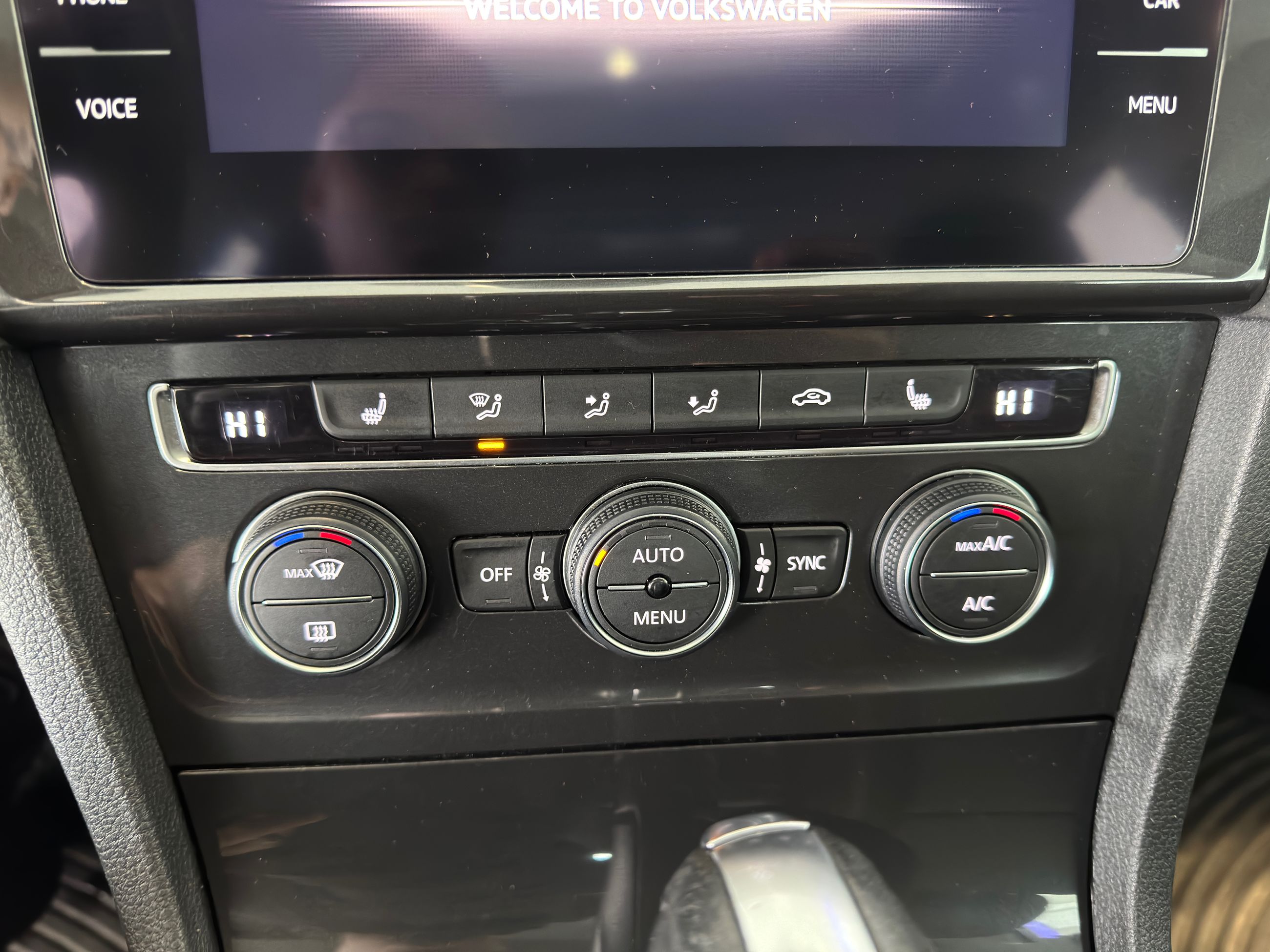 2021 Volkswagen Golf Highline + TOIT + CUIR + CARPLAY + SIEGE CHAUFFANT