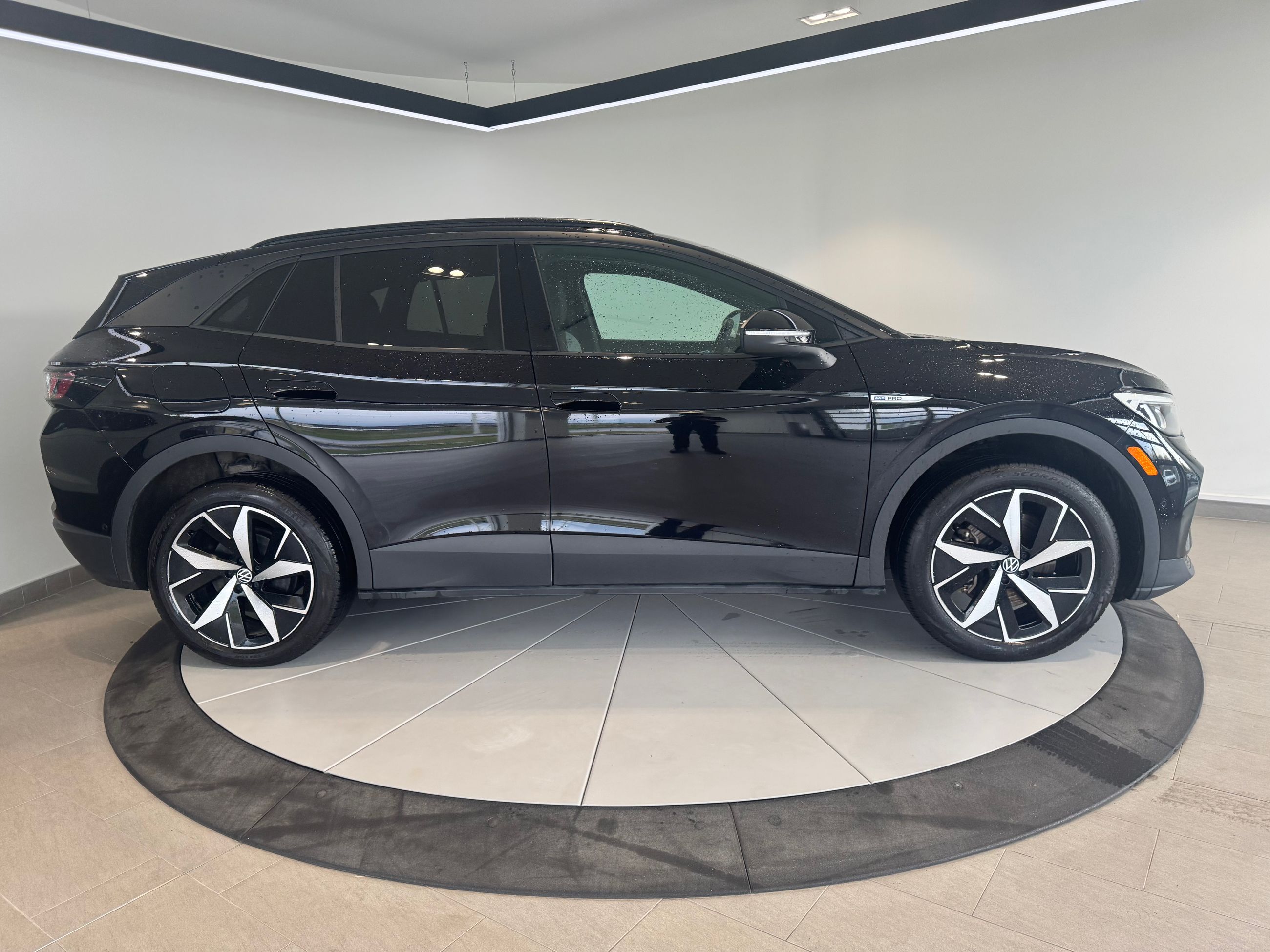 Volkswagen ID.4 Pro + AWD + 82 KW/H + 468 KM + WOW +++ 2024
