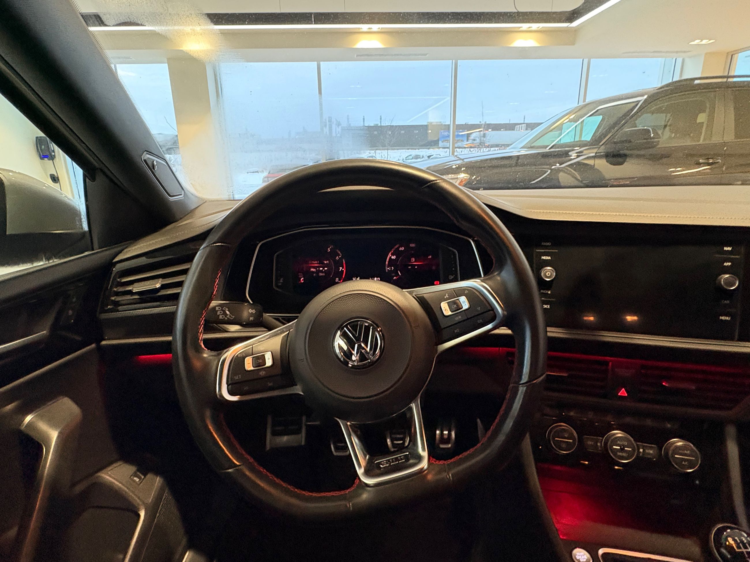 Volkswagen Jetta GLI + CARPLAY + NAV/GPS + 1 PROPRIO + WOW ! 2019 JAMAIS ACCIDENTE + 1 PROPRIO