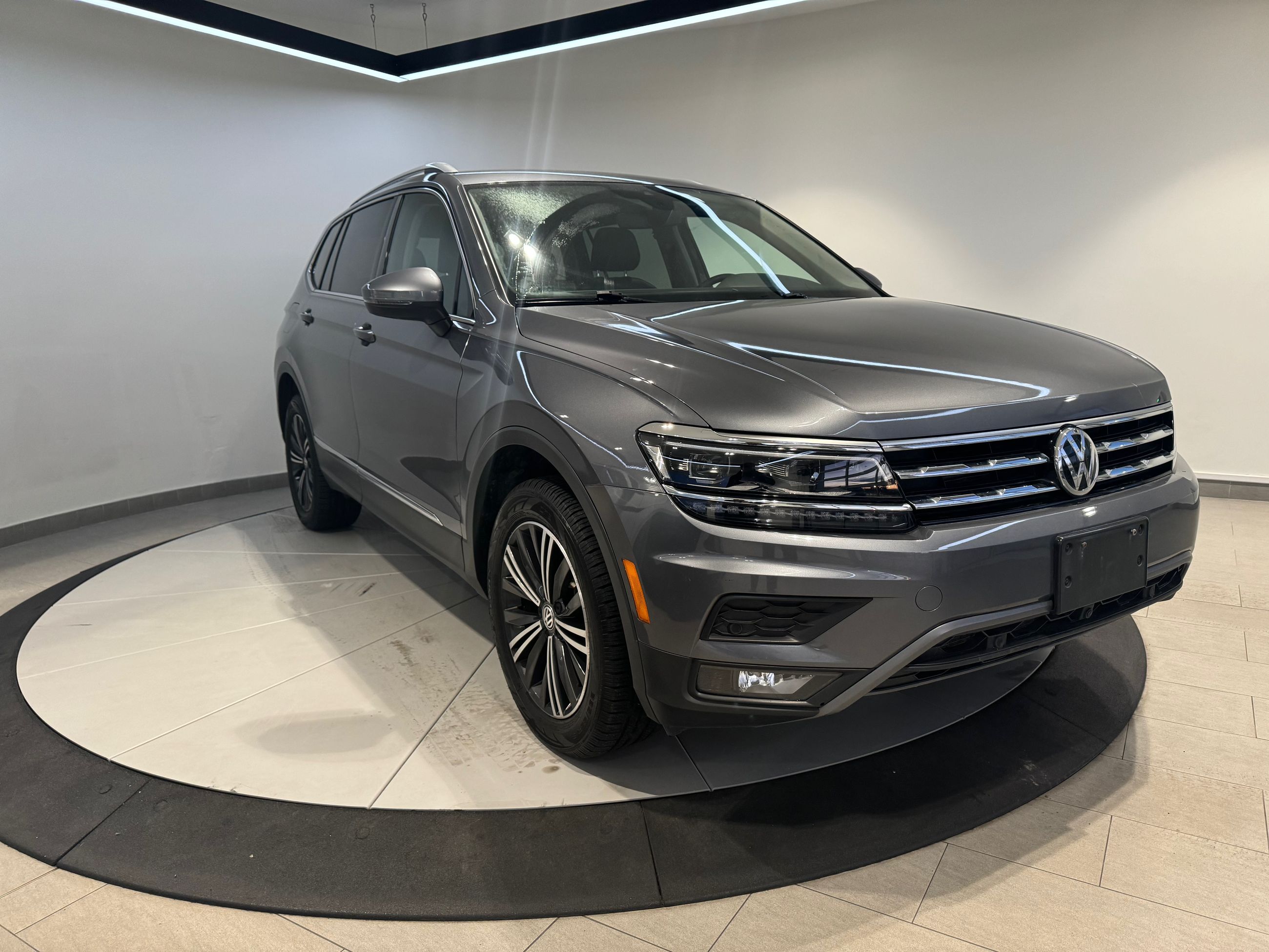 2020 Volkswagen Tiguan Highline + CARPLAY + NAV + CUIR + TOIT PANO +++