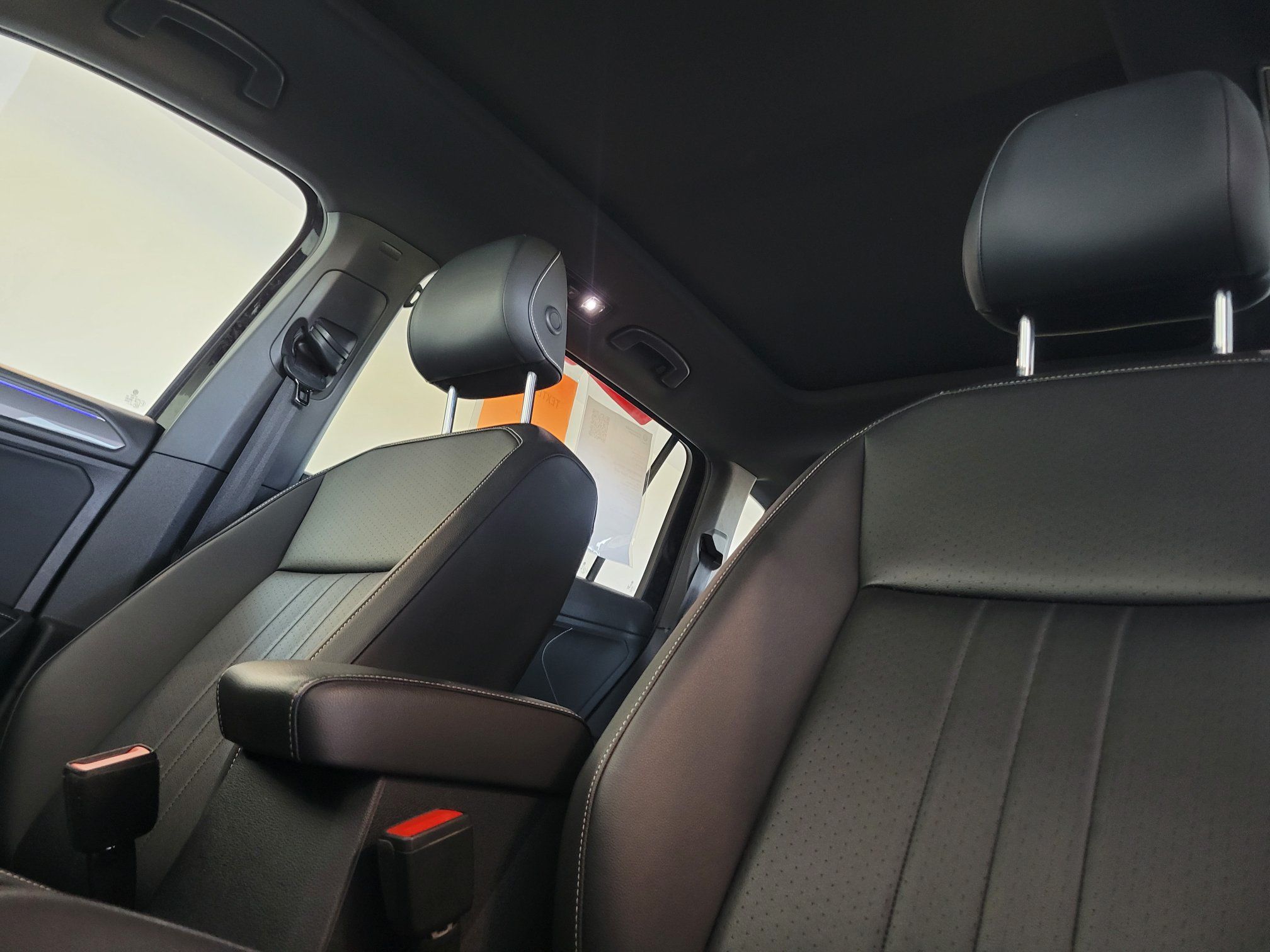 Volkswagen Tiguan Comfortline R-Line Black Edition+ CUIR+TOIT+WOW+++ 2022