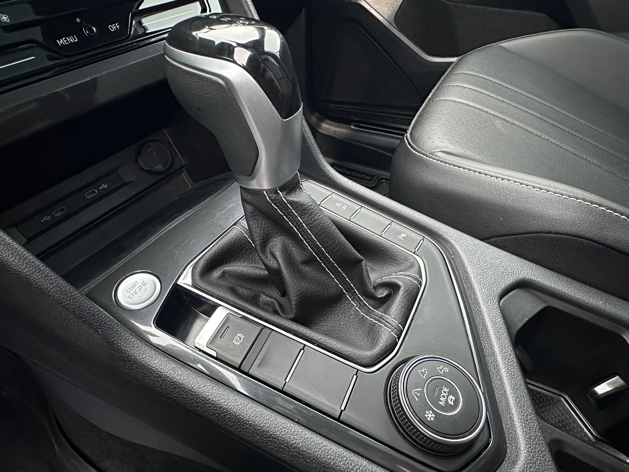 Volkswagen Tiguan Comfortline R-Line Black Edition 2023