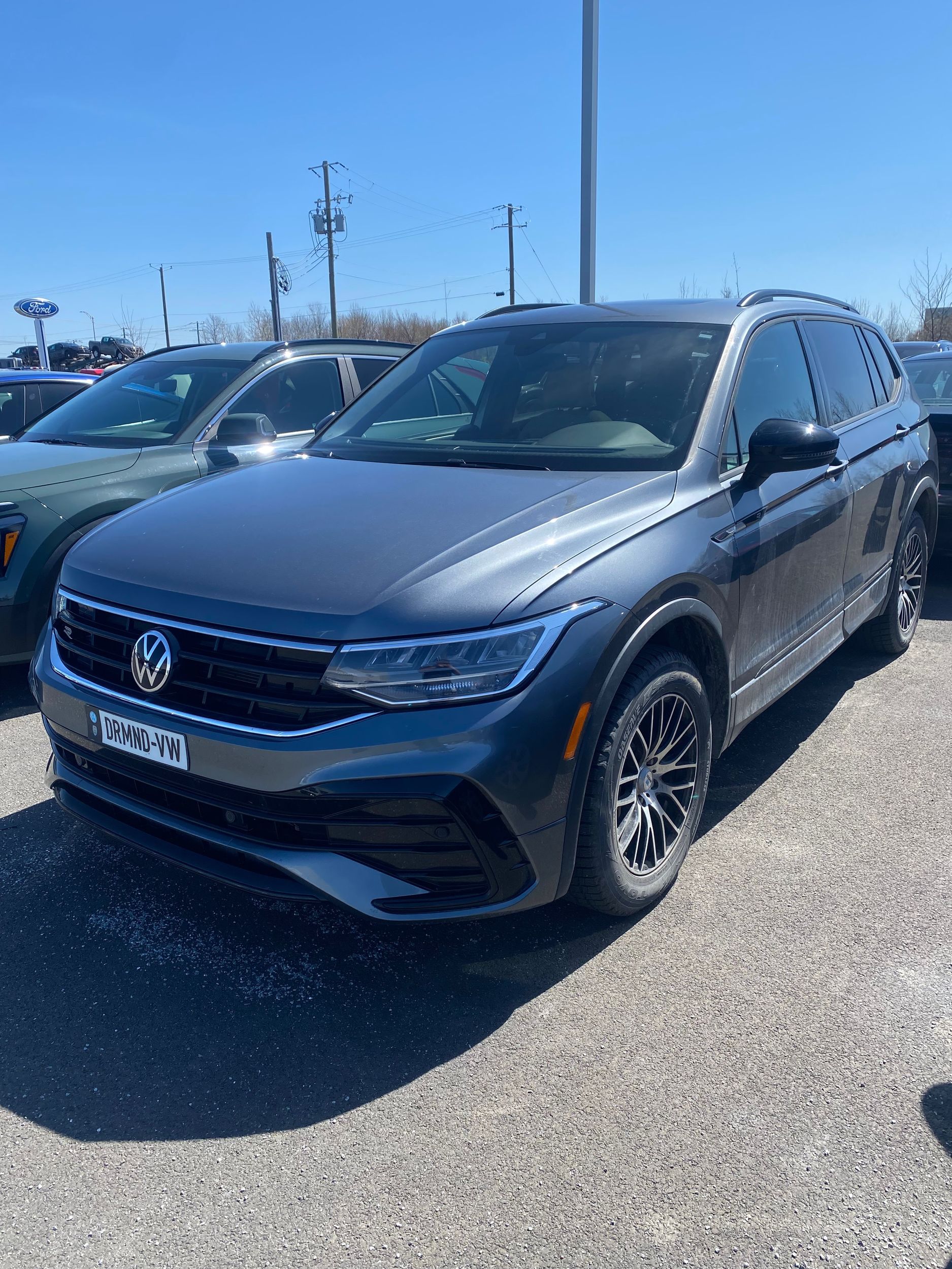 2023 Volkswagen Tiguan Comfortline R-Line Black Edition